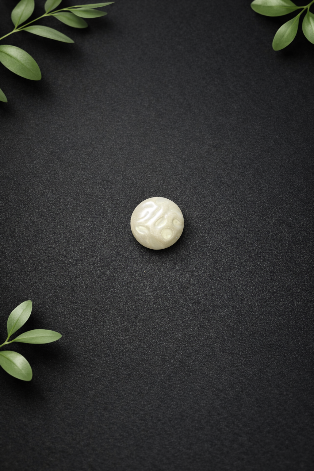 Designer Pearl Button  - ( B013 )