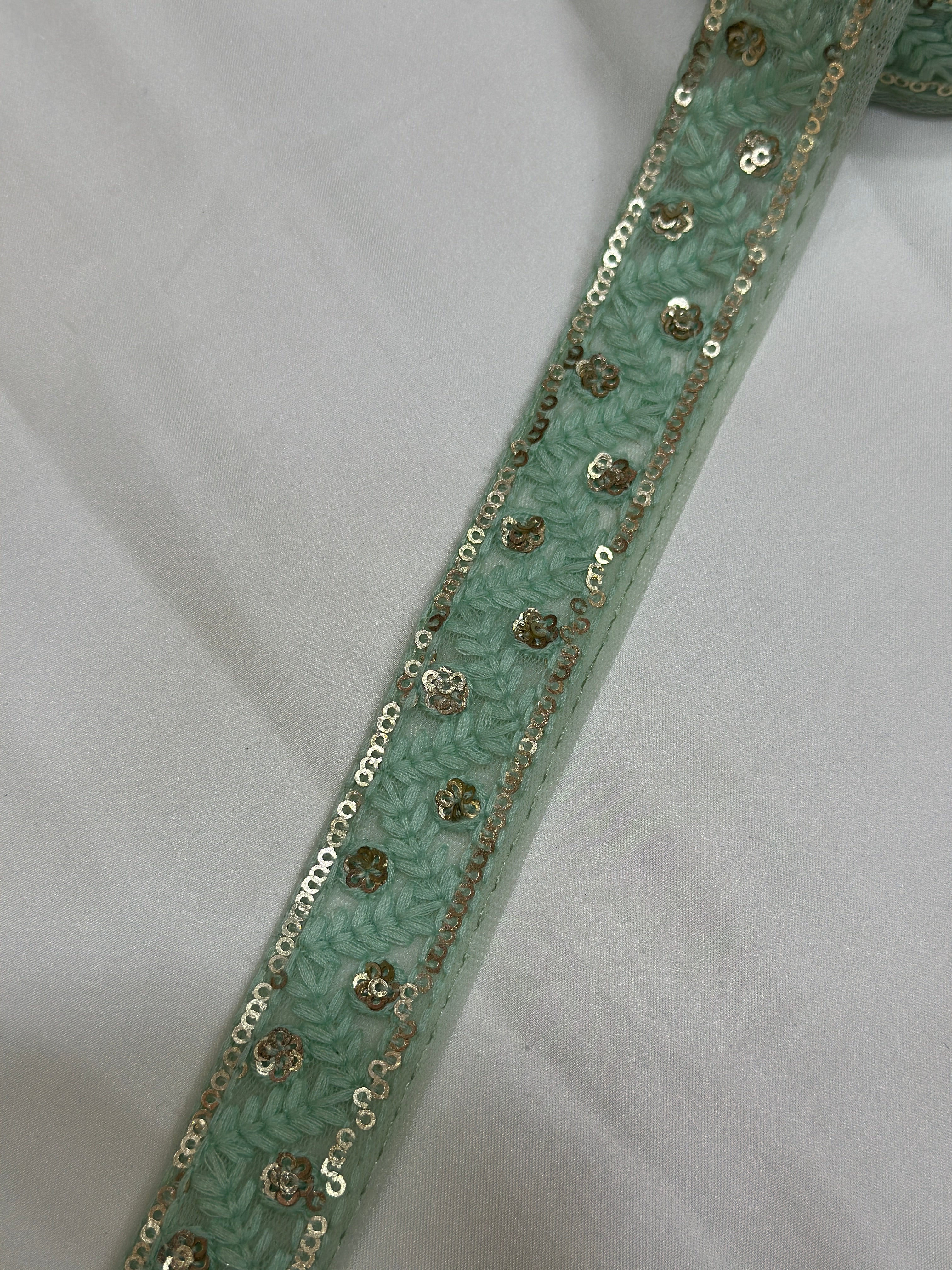 Indian Fancy Border Lace - ( L026 )