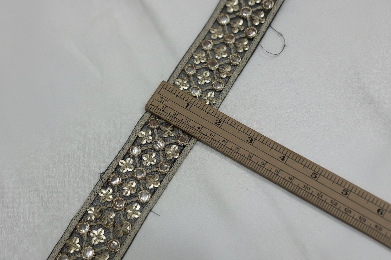 Indian Zarri Border Lace - ( L022 )