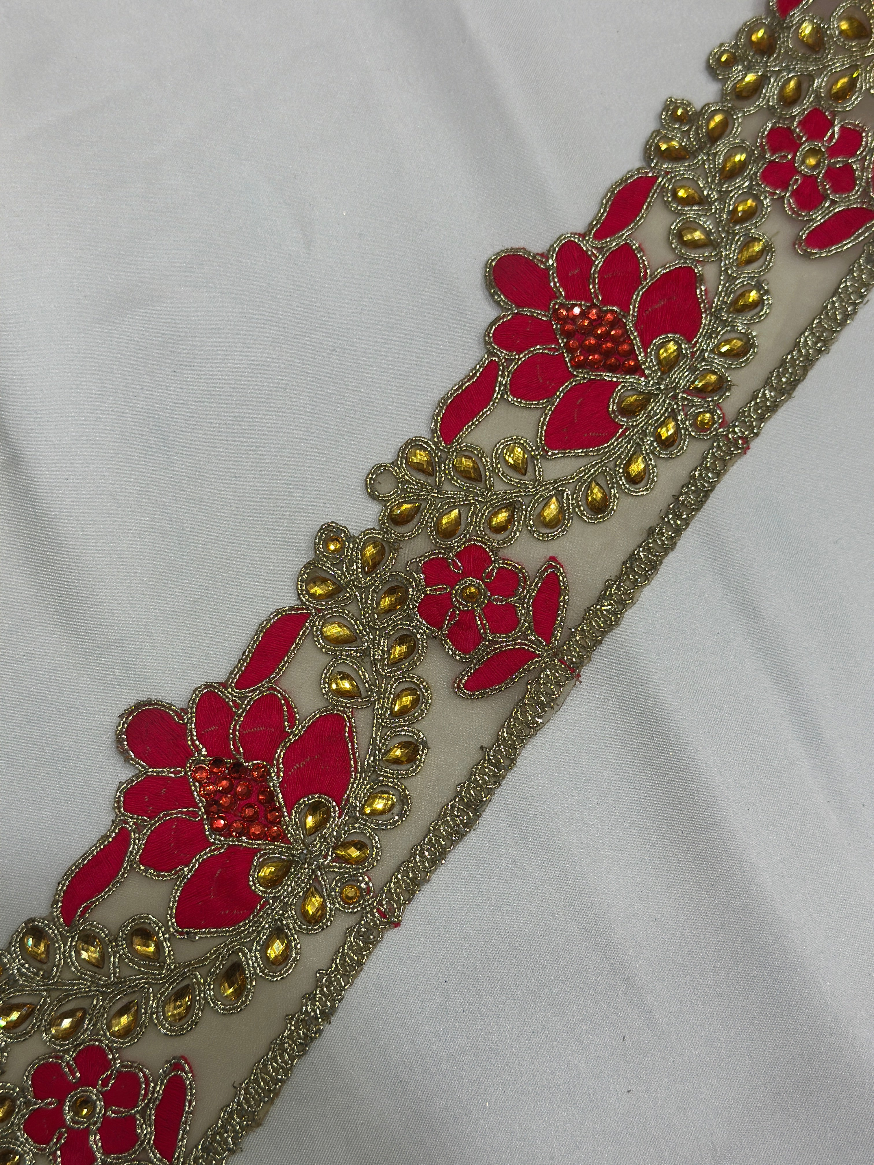 Indian Fancy Lace - ( L024 )