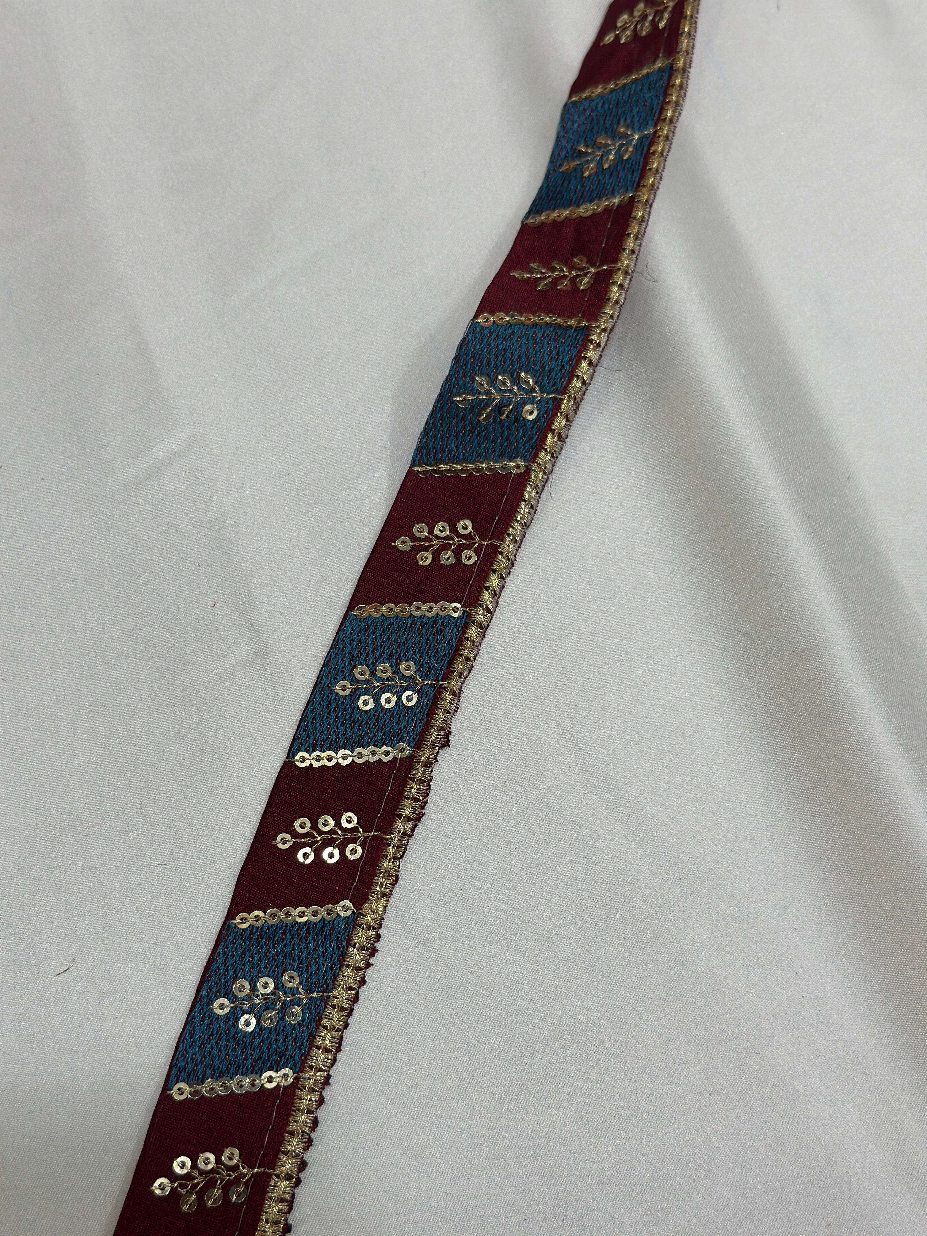 Indian Fancy Border Lace - ( L027 )