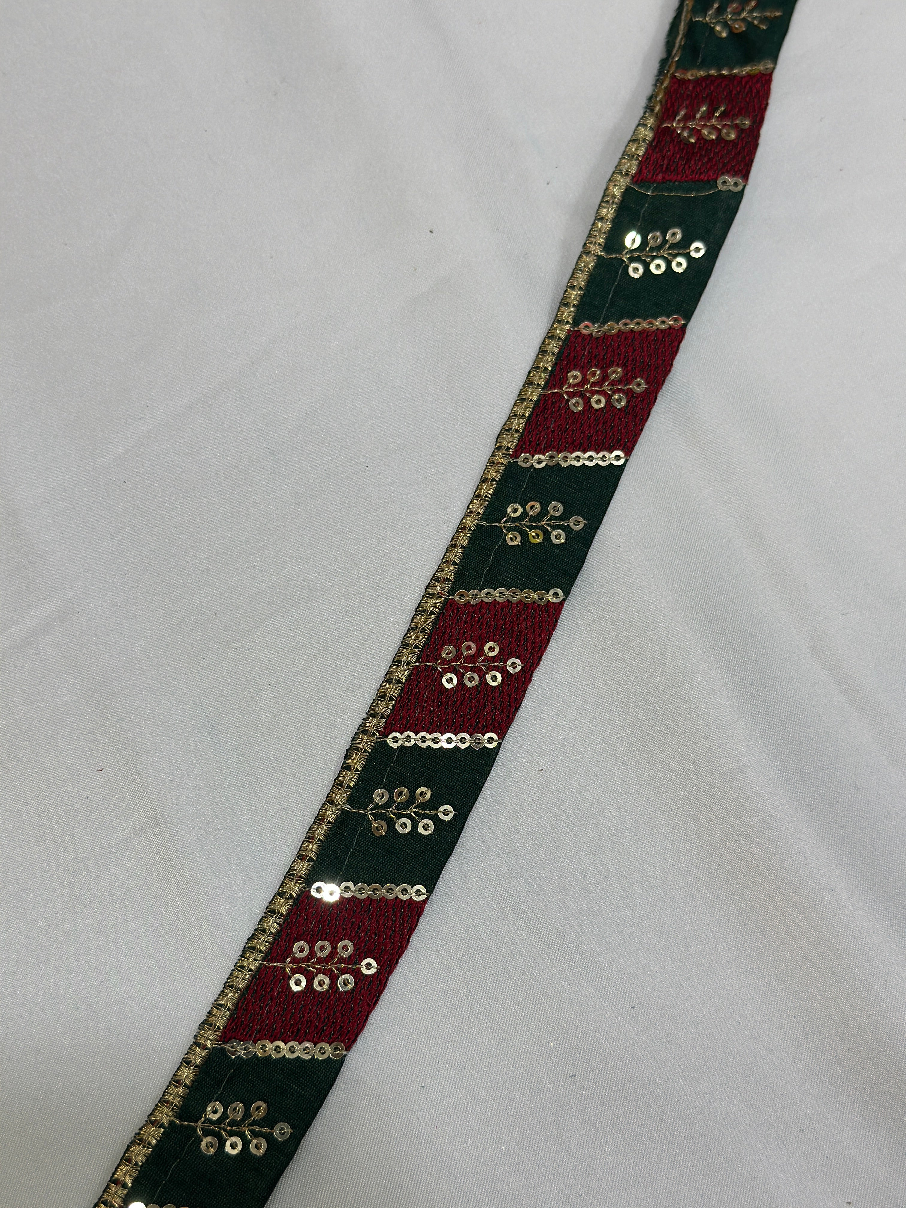 Indian Fancy Border Lace - ( L027 )