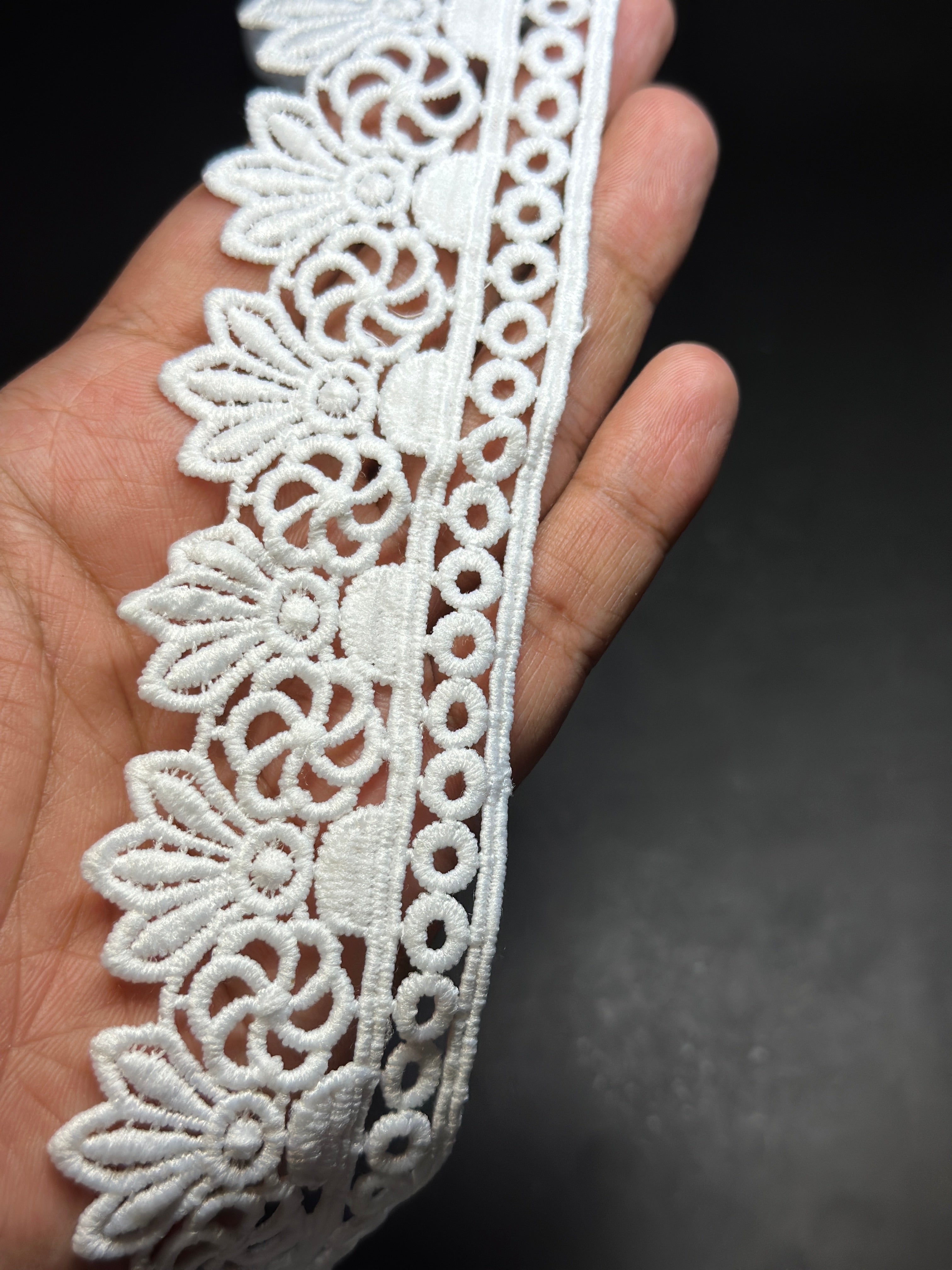Milky Lace - ( L042 )