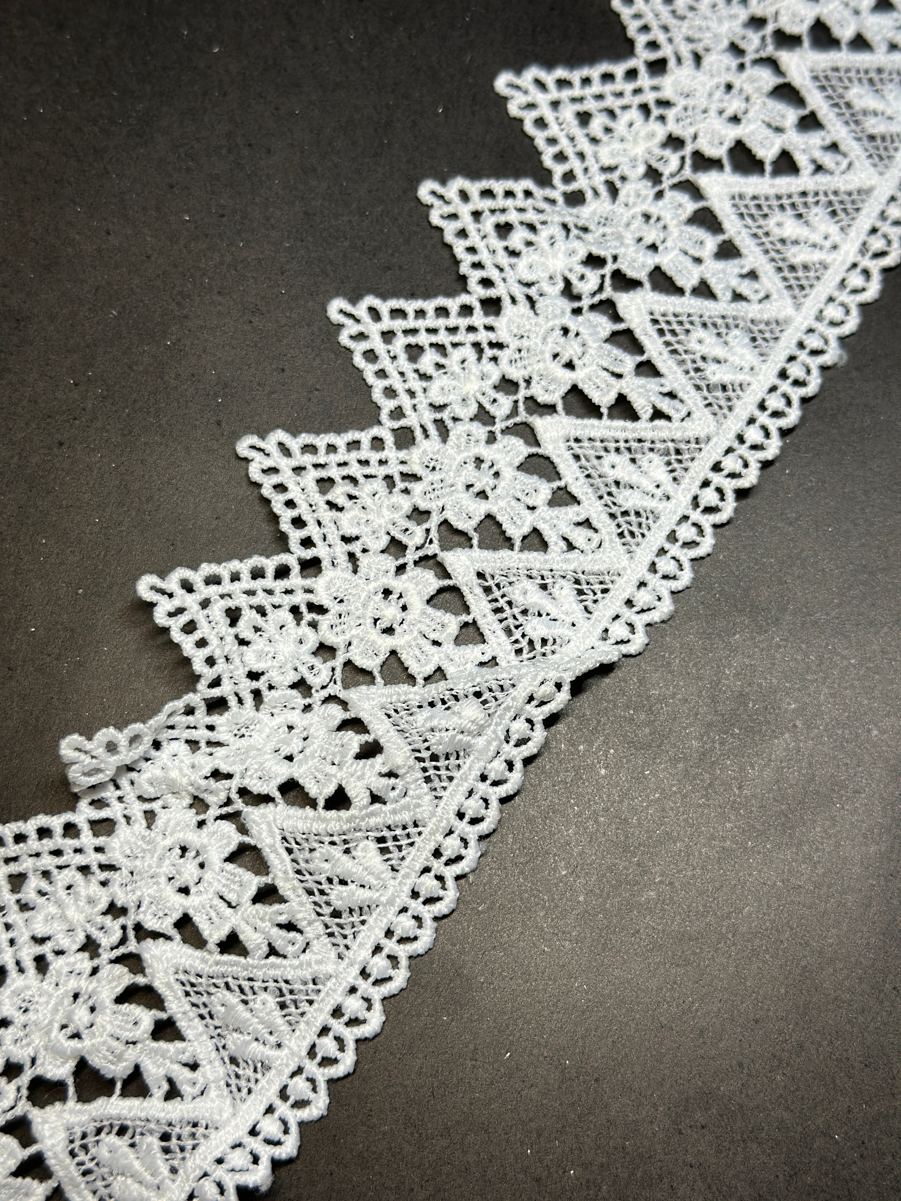 Milky Lace - ( L043 )