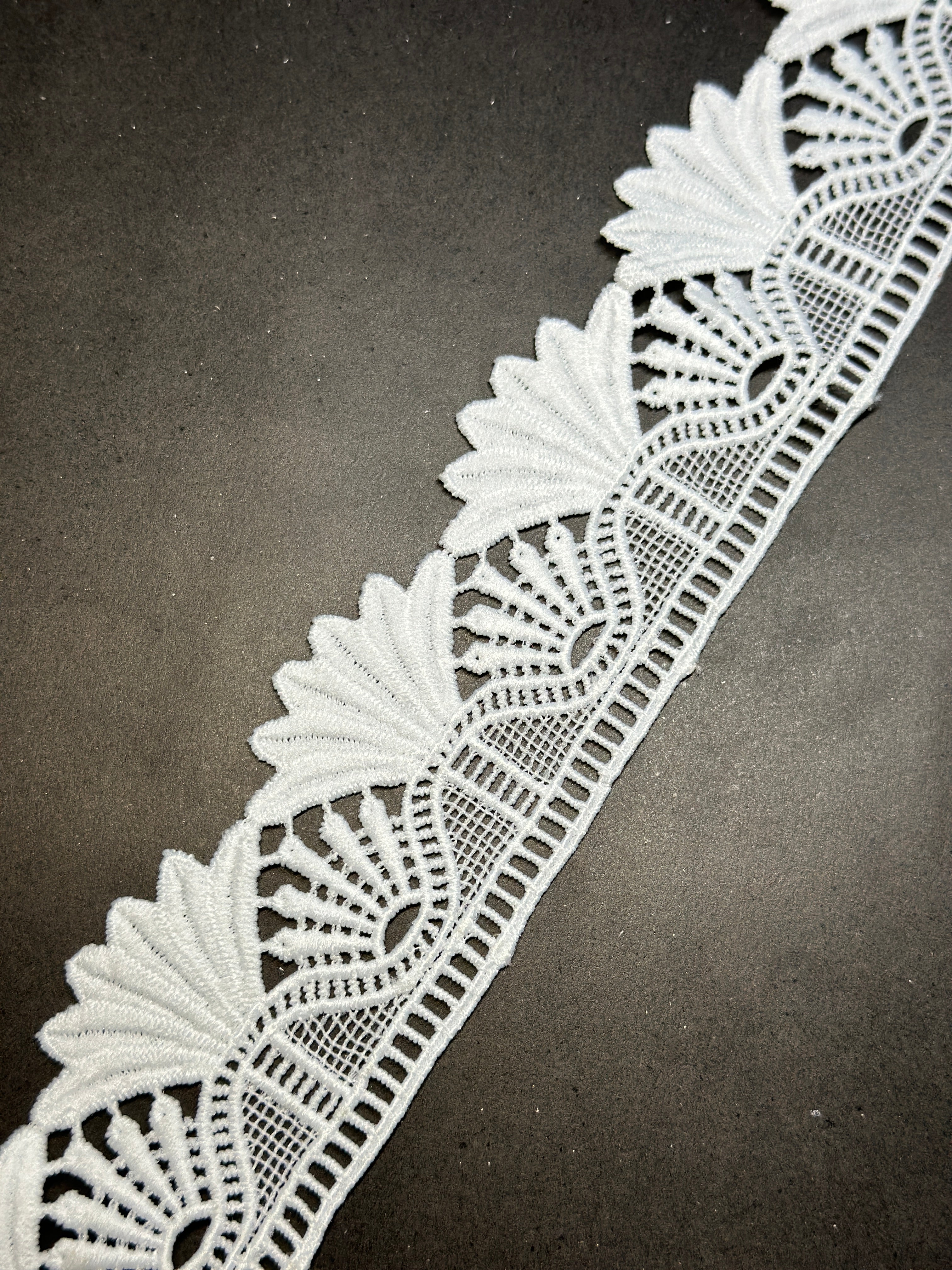 Milky Lace - ( L047 )