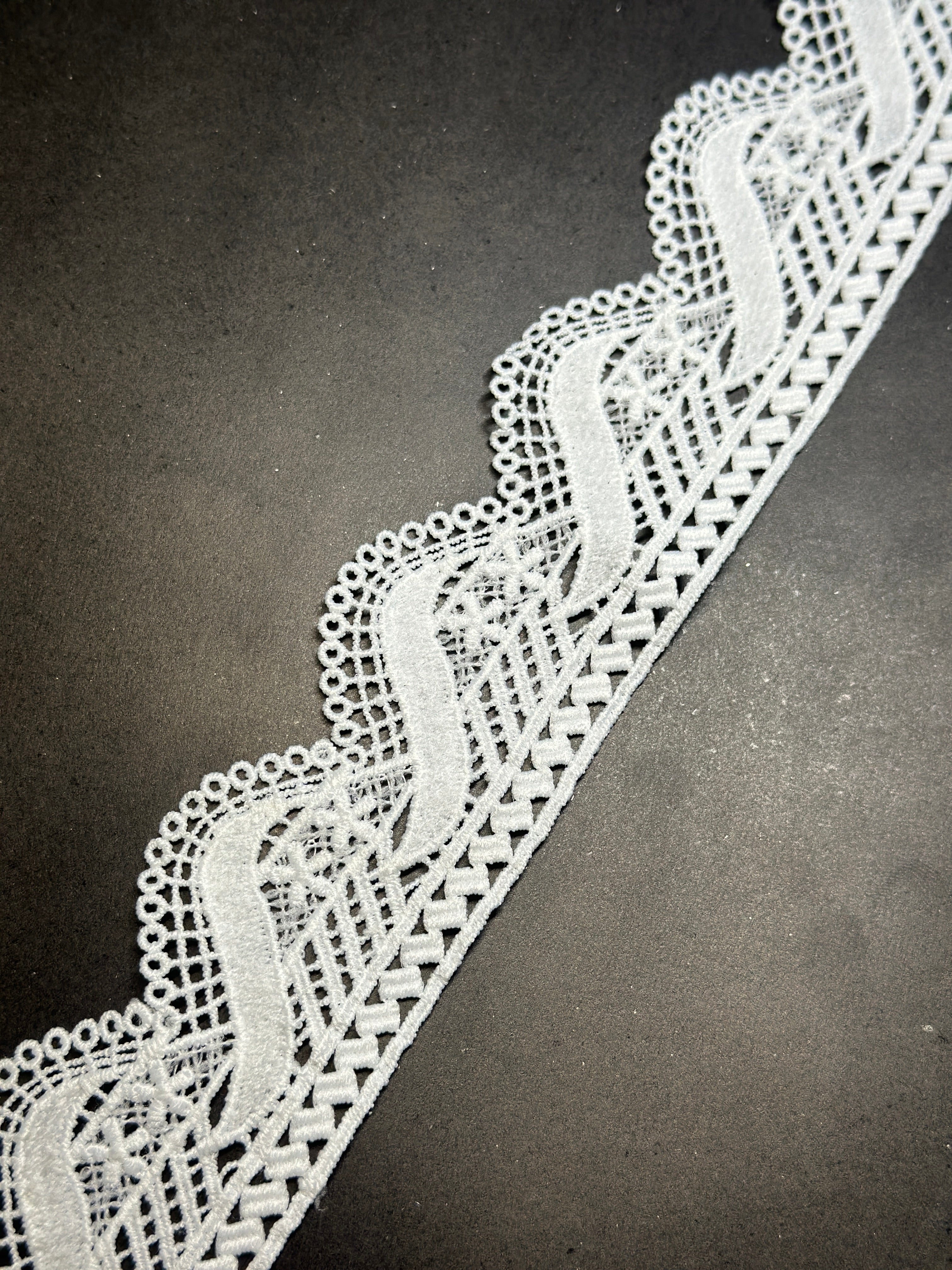 Milky  Lace - ( L099 )