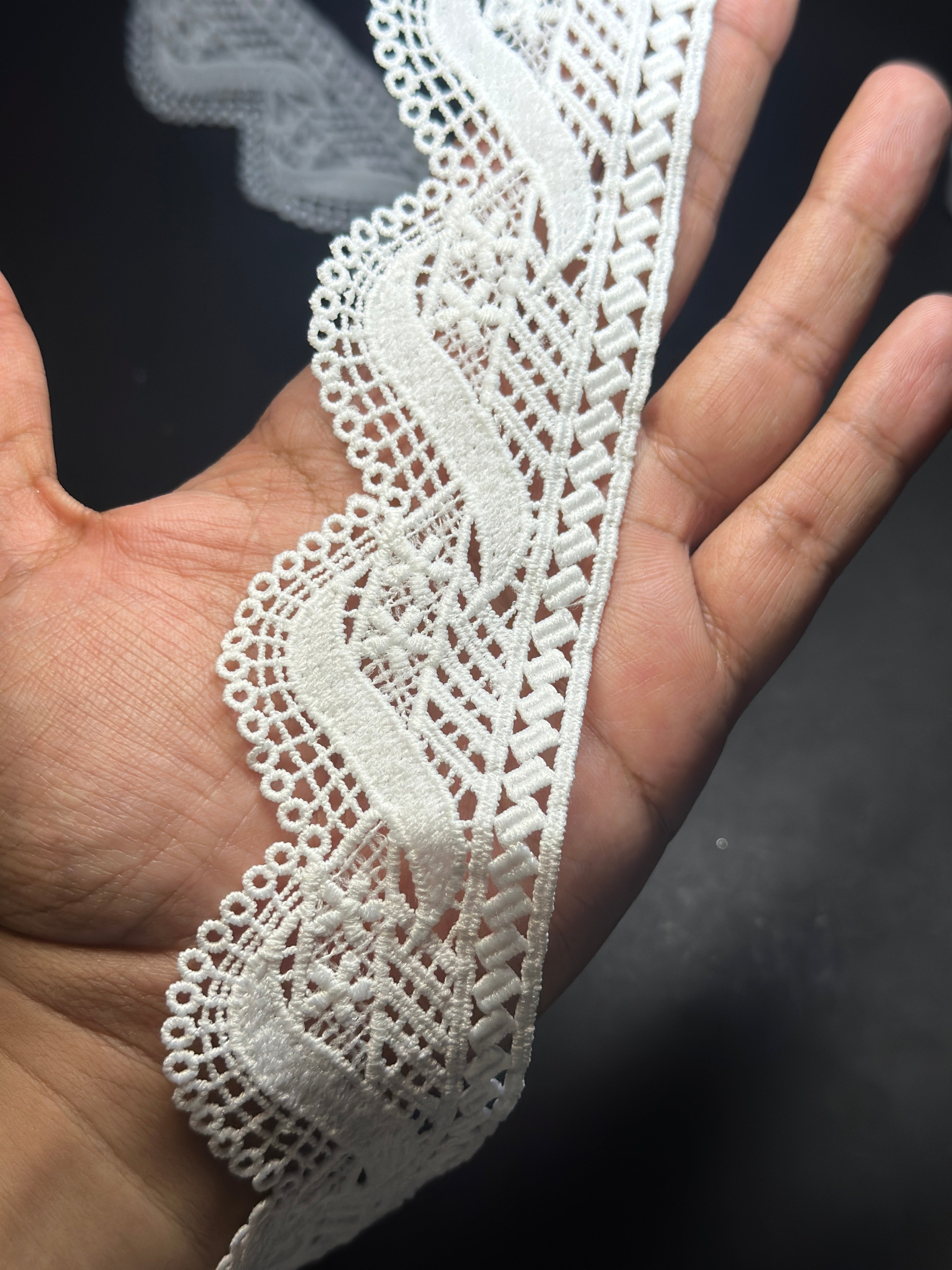 Milky  Lace - ( L099 )