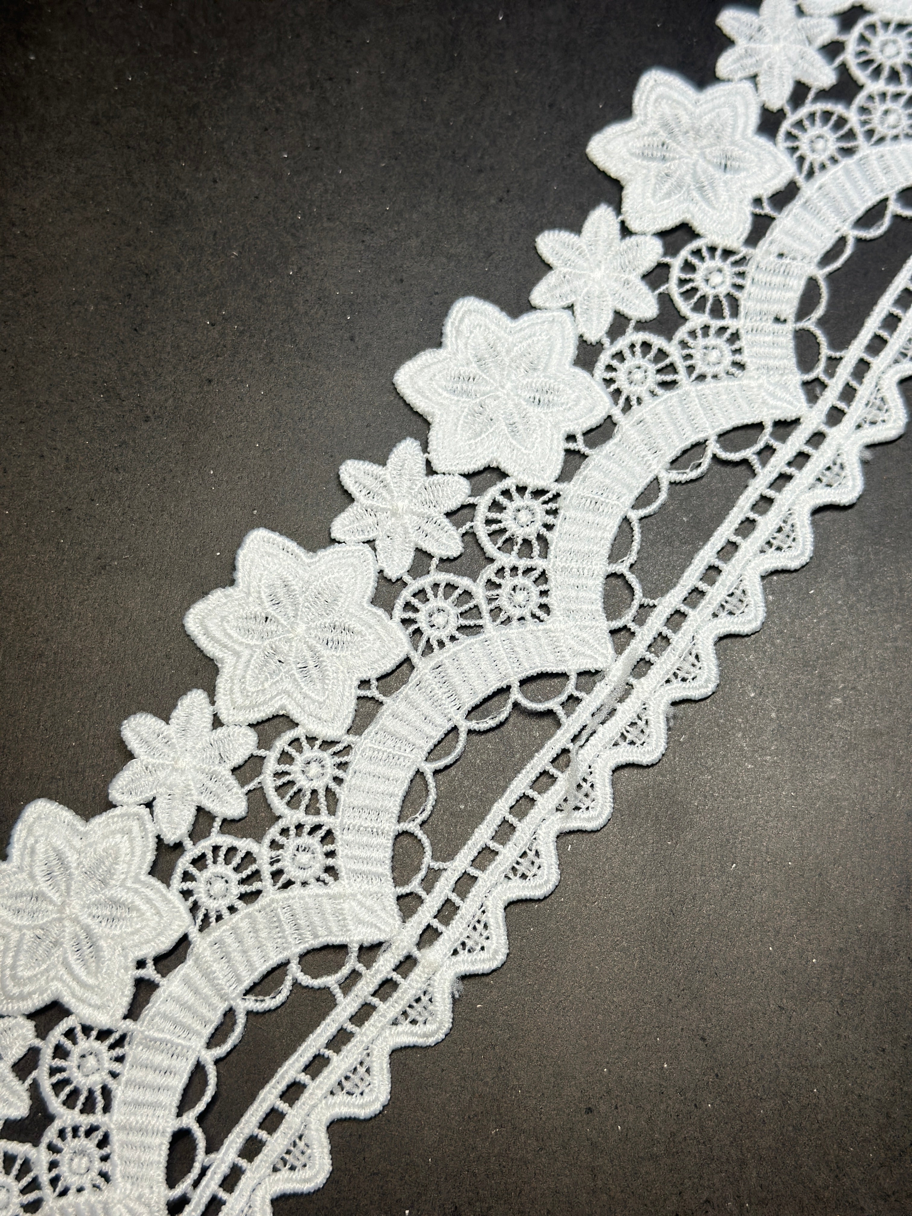 Milky Lace -  ( L113 )
