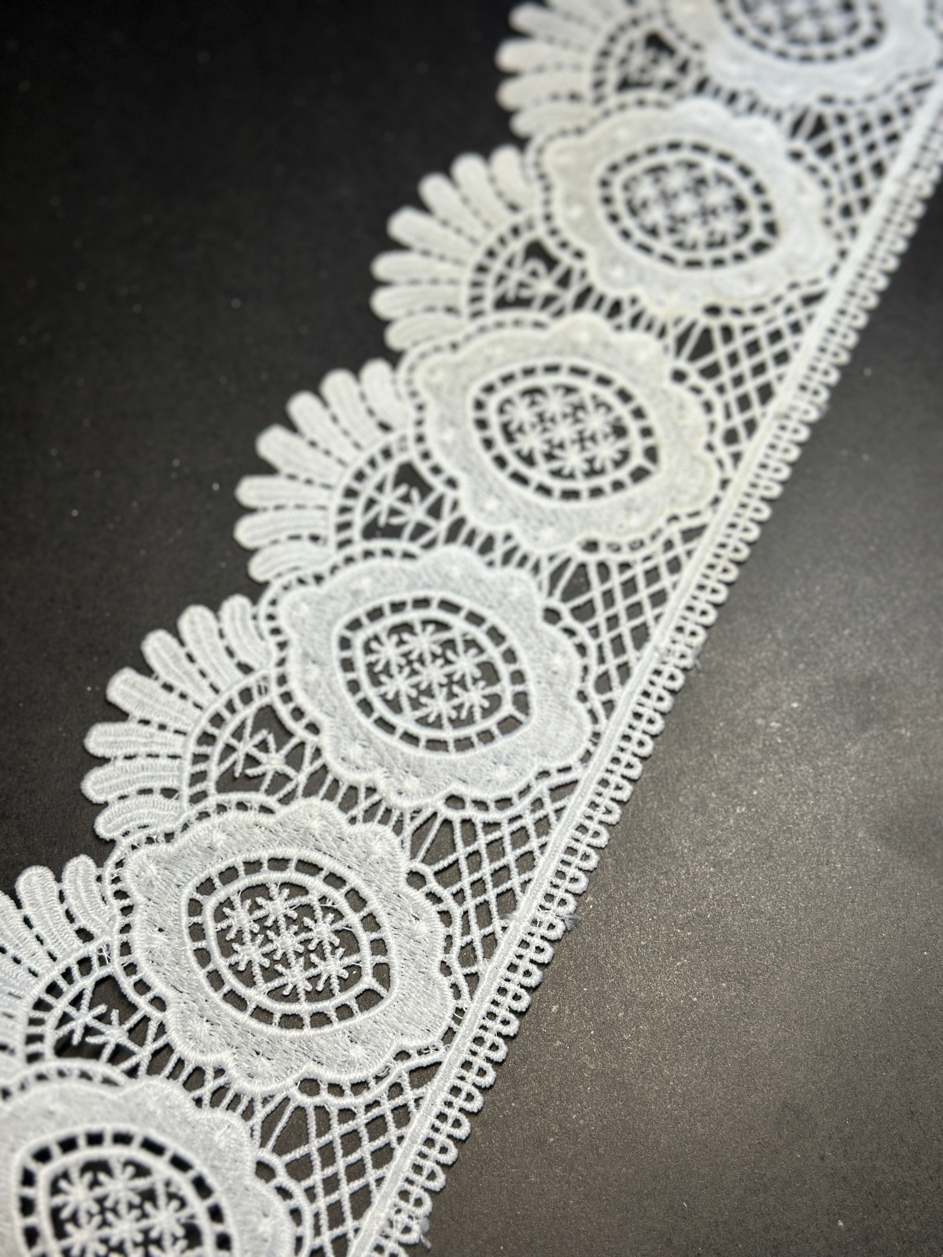 Milky Designer  Lace - ( L070 )