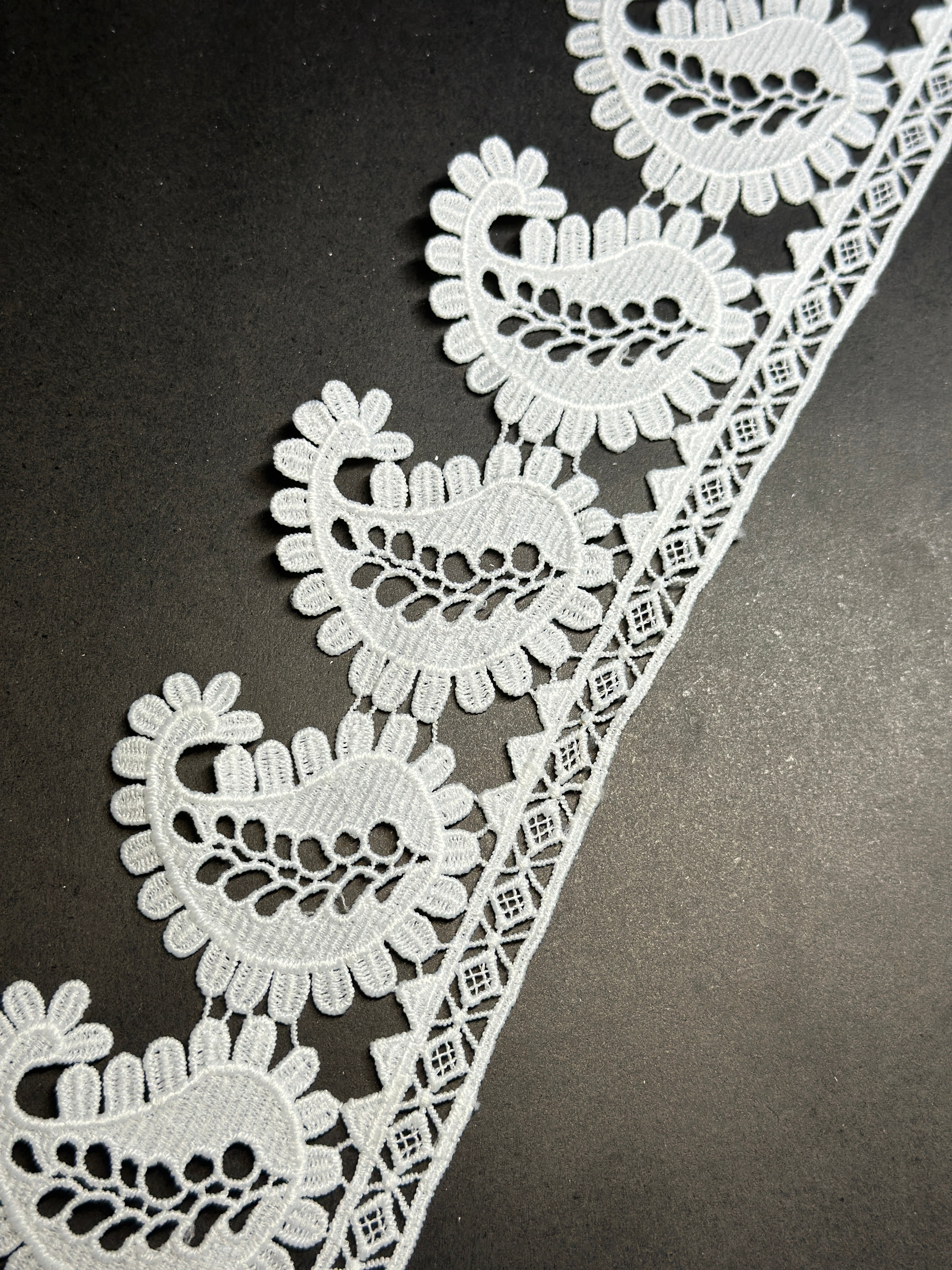 Milky Designer  Lace - ( L050 )