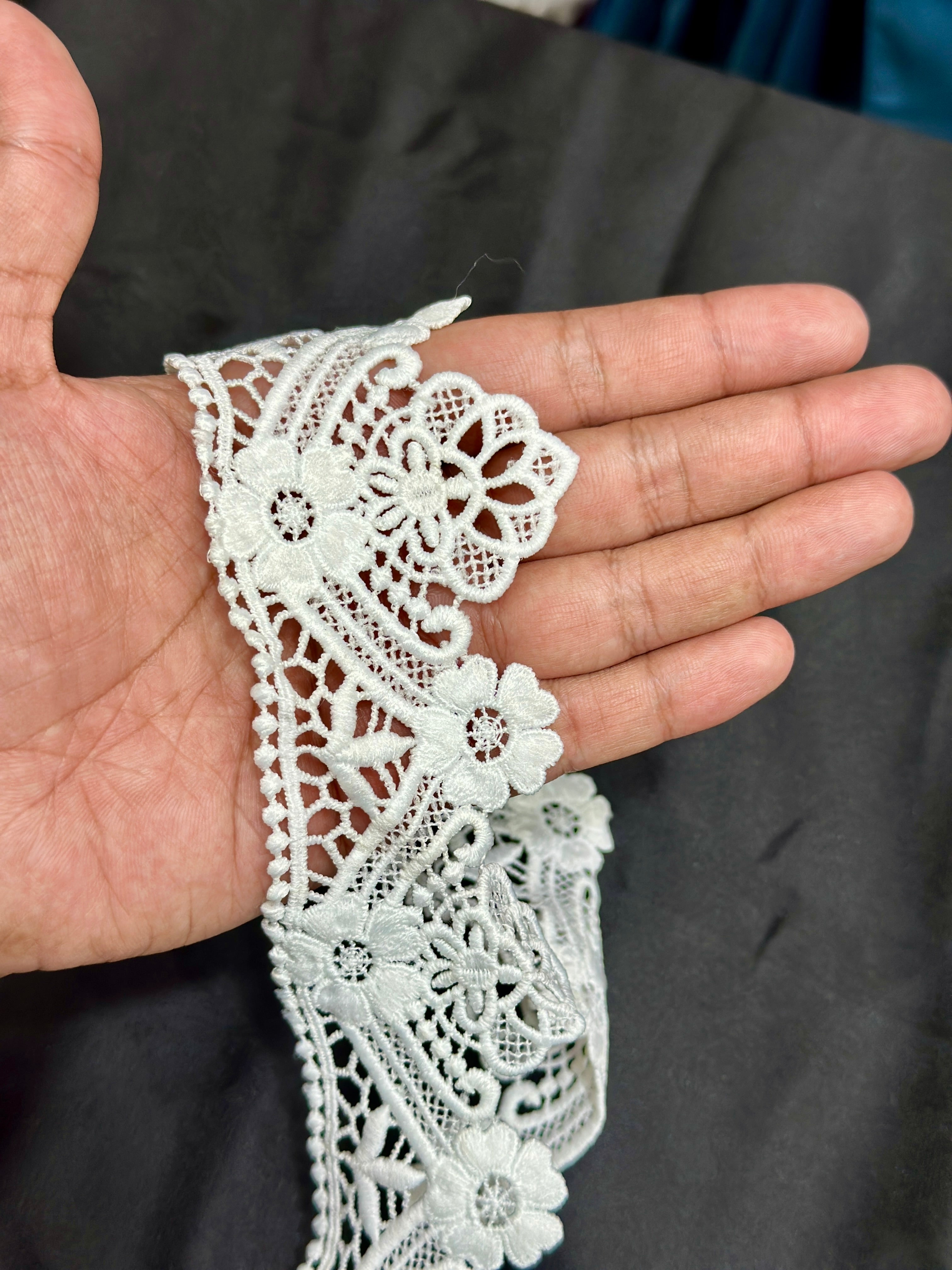 Milky Lace - ( L218 )