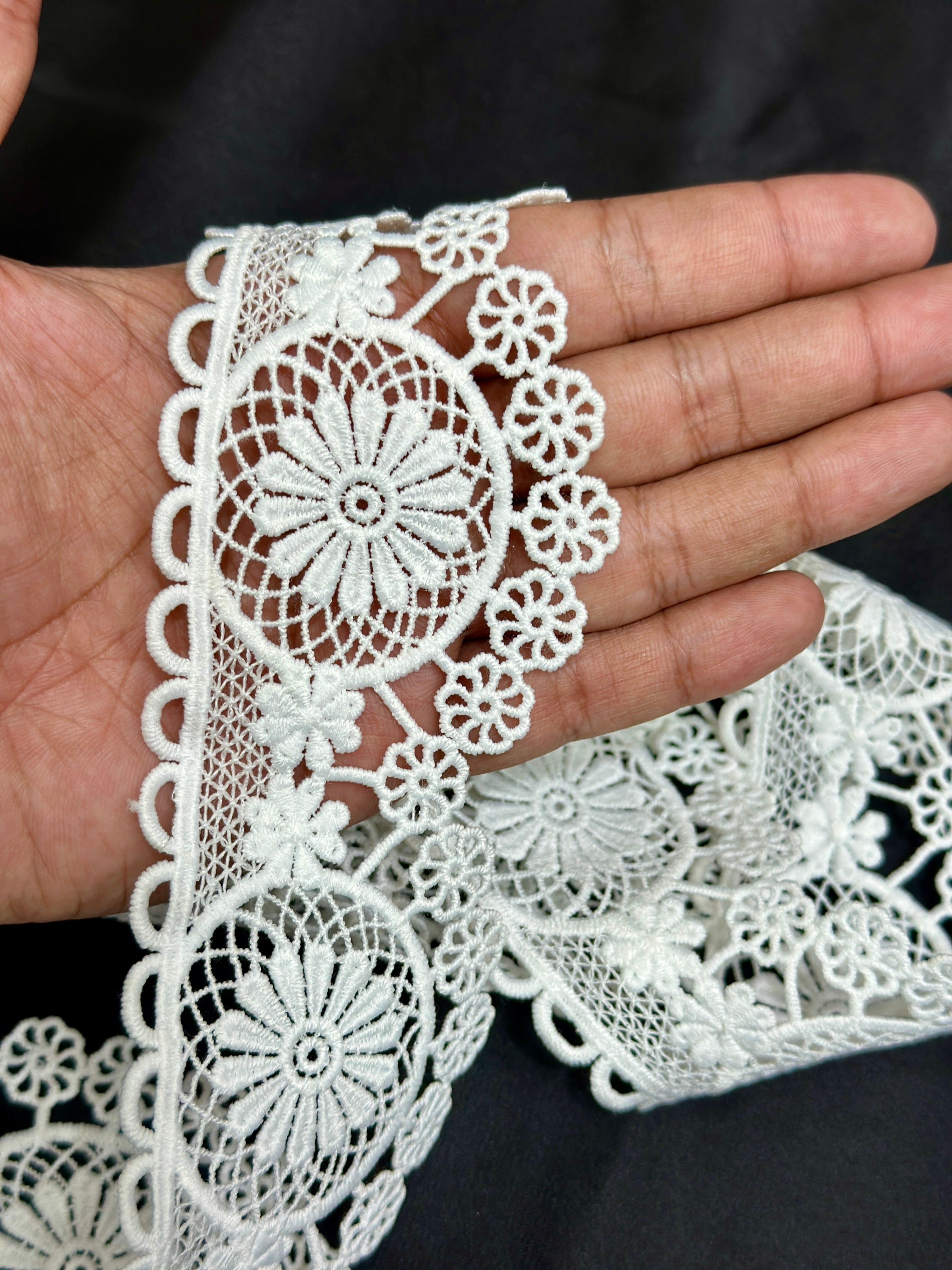 Milky Lace - ( L225 )