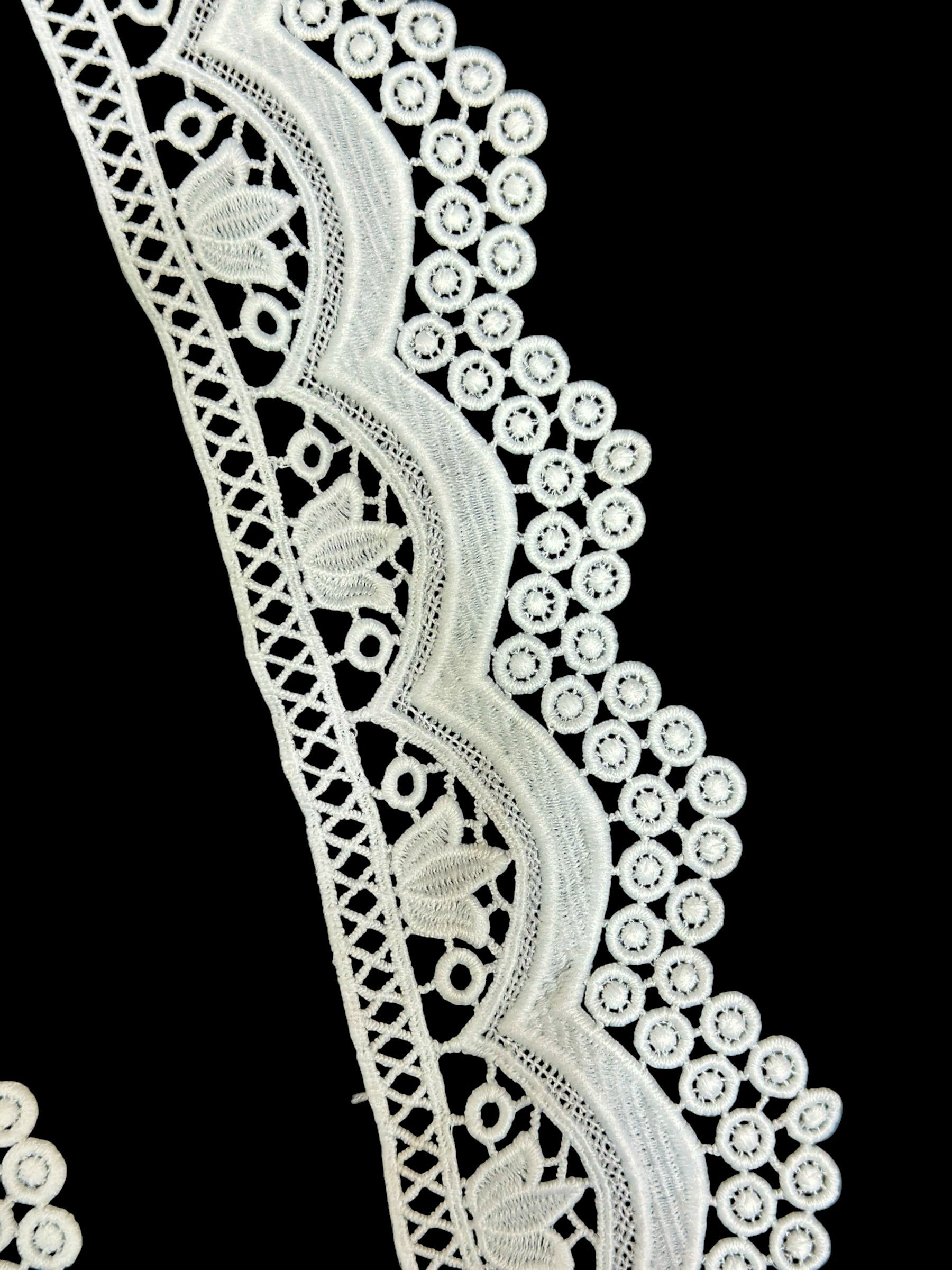 Milky Lace - ( L228 )