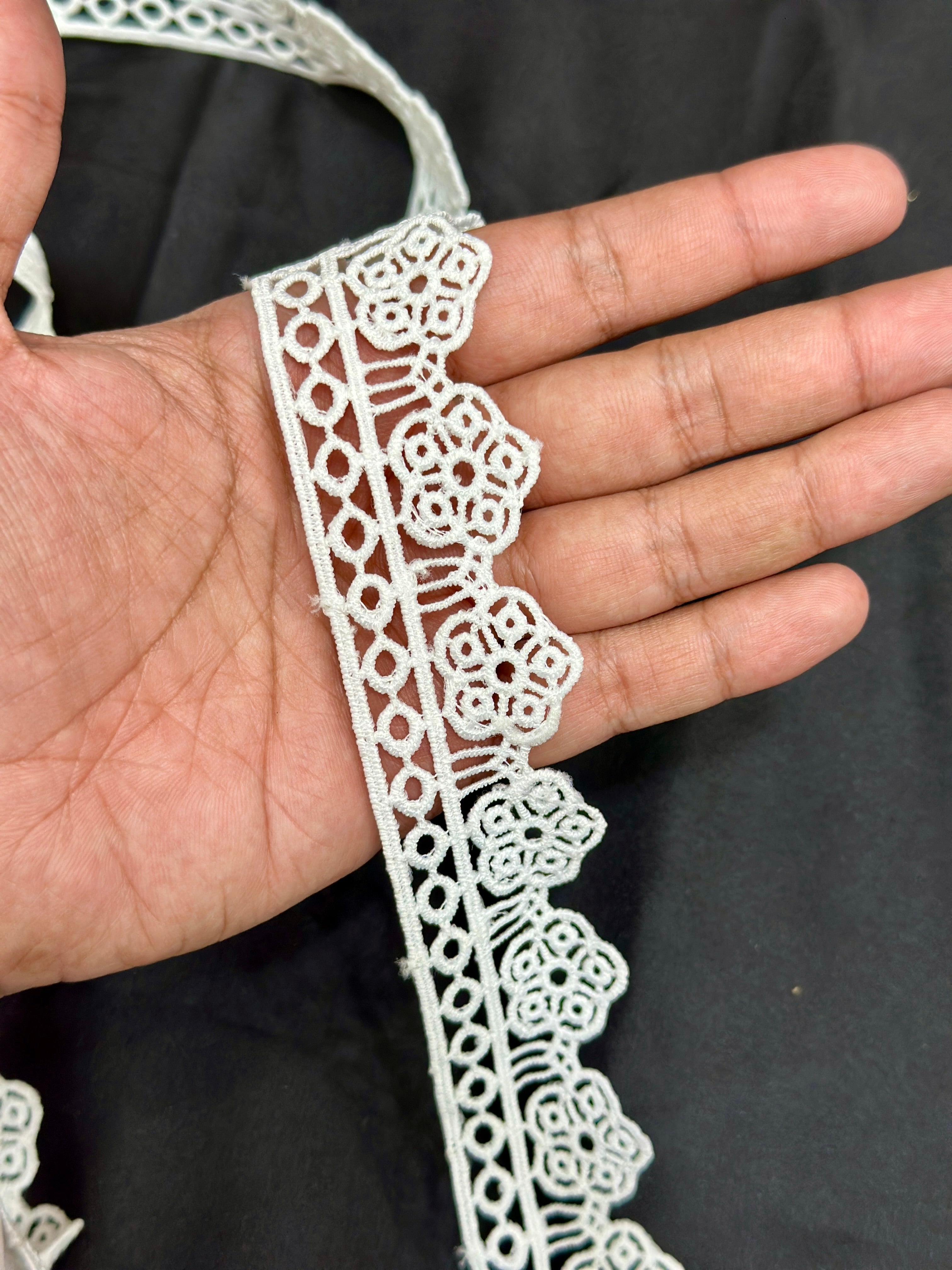 Milky Lace / Dupatta Size - ( L278 )