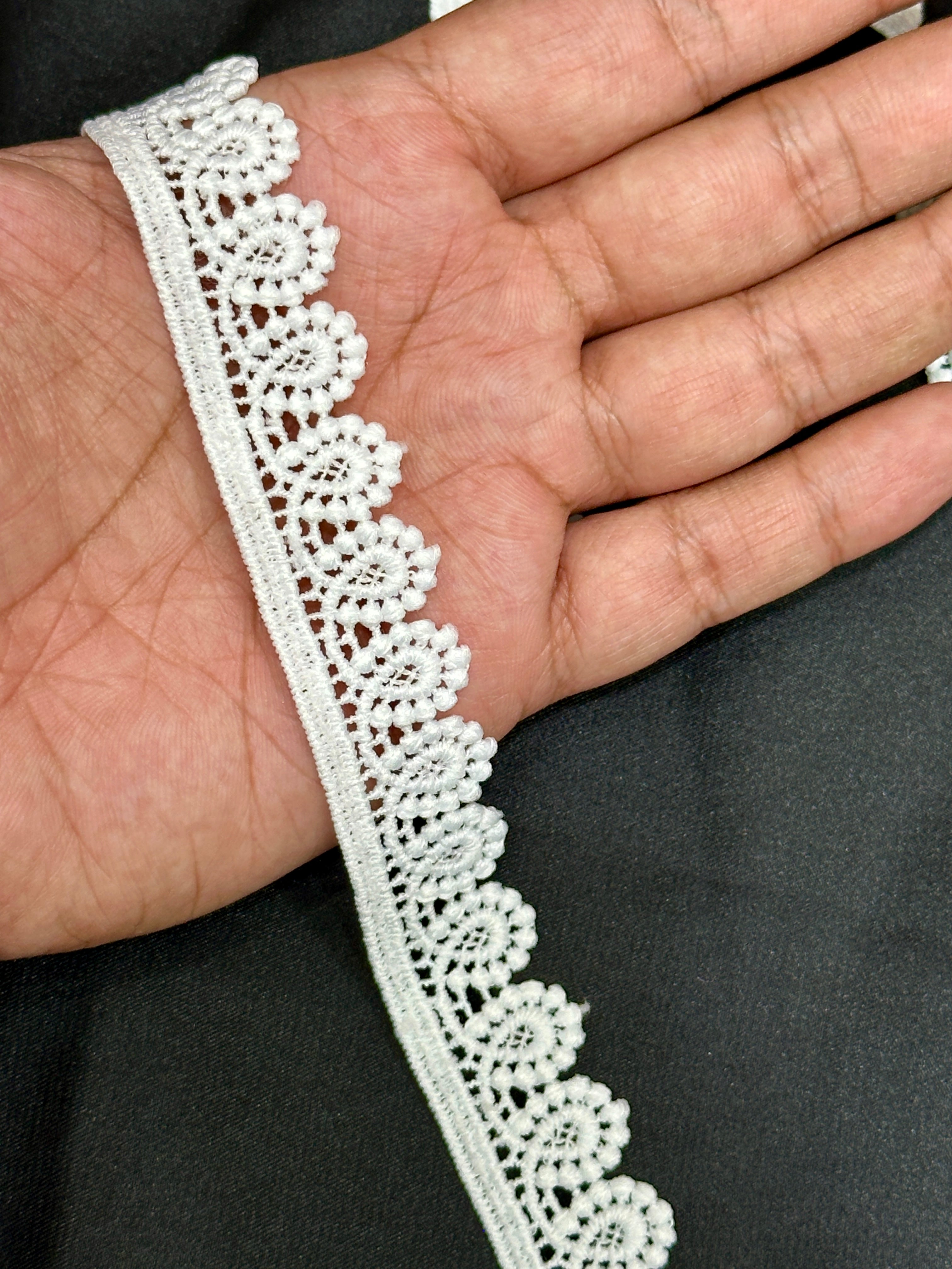 Milky Lace / Dupatta Size - ( L289 )