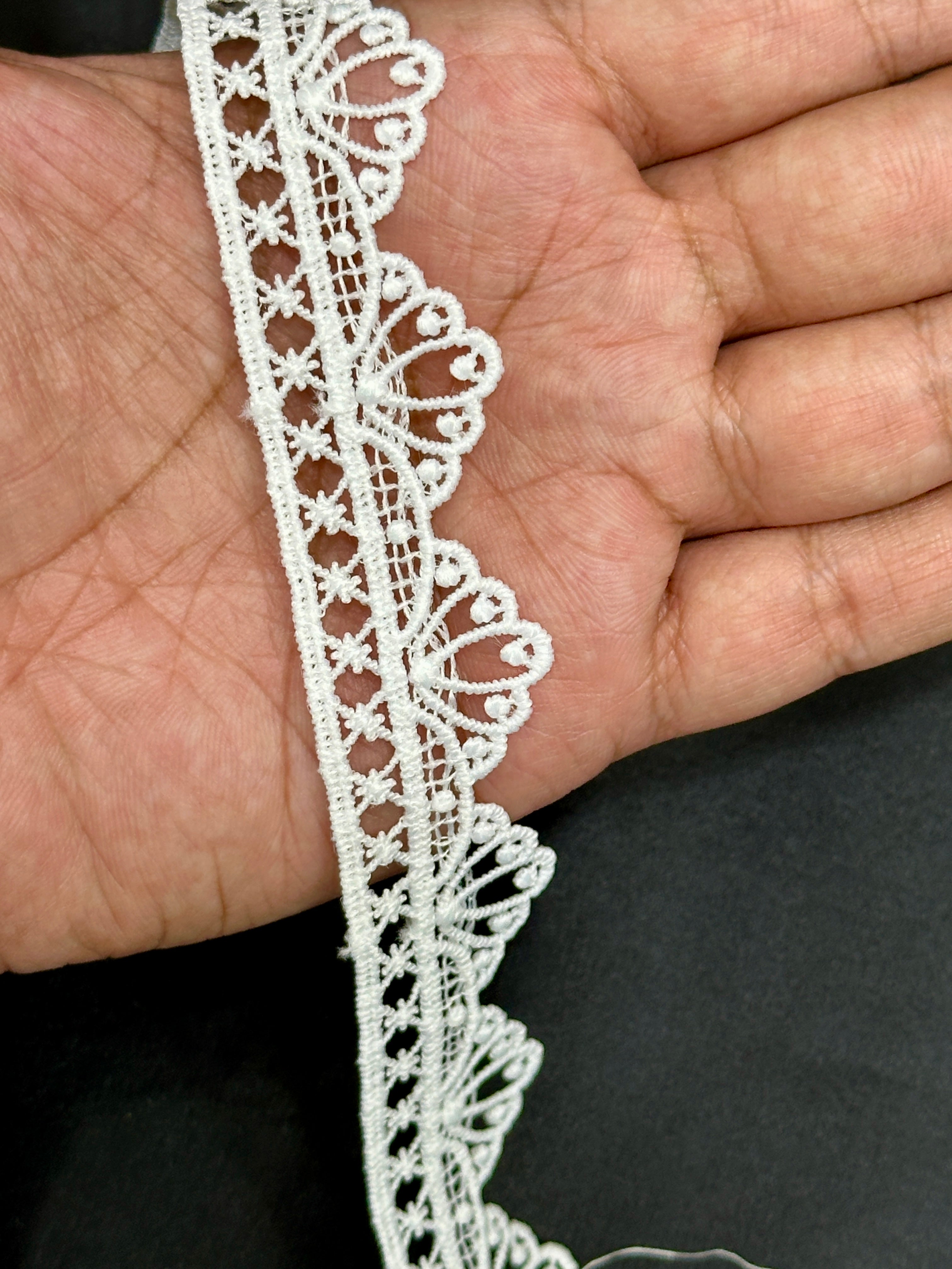 Milky Lace / Dupatta Size - ( L291 )