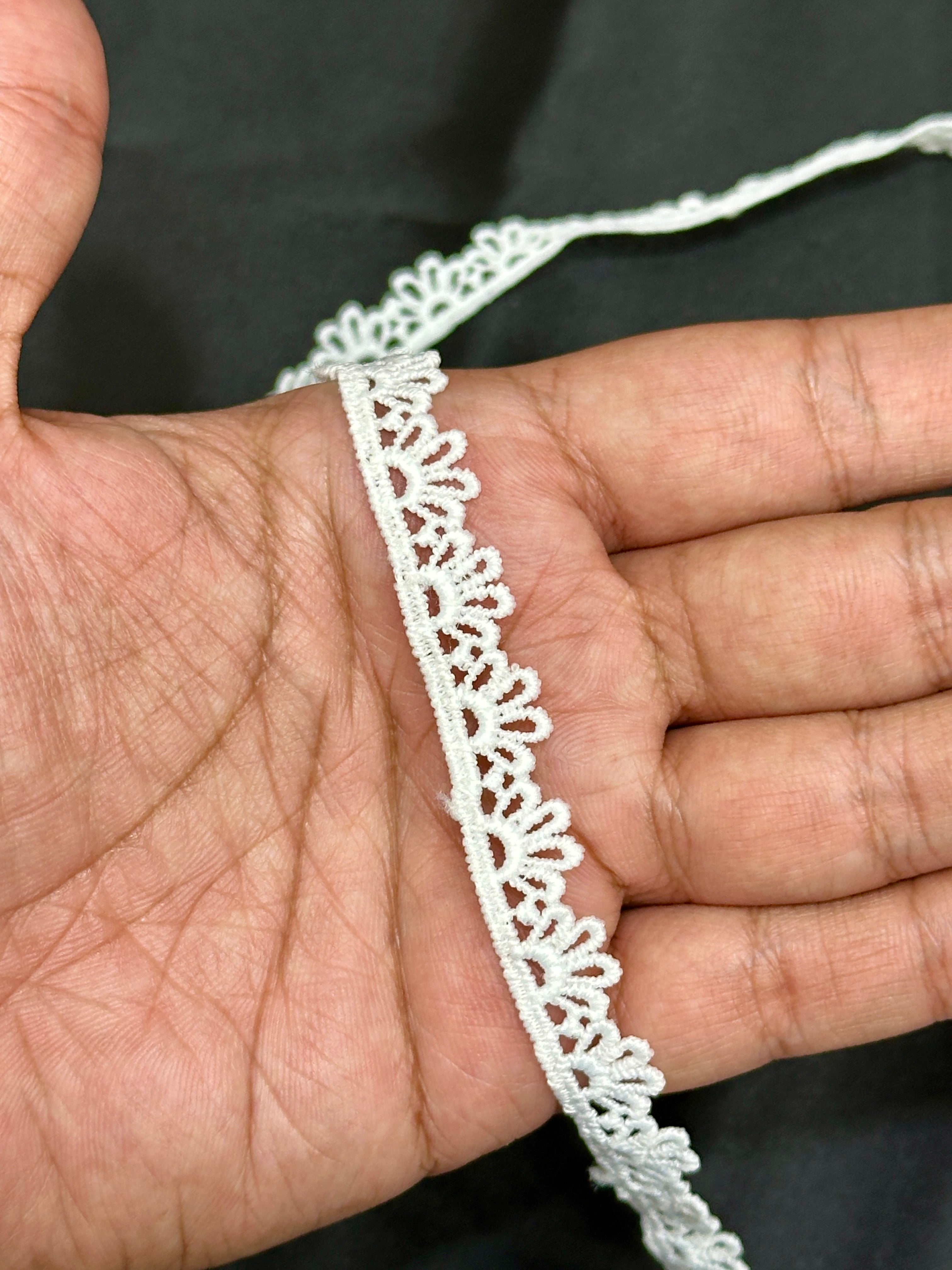 Milky Lace / Dupatta Size - ( L312 )