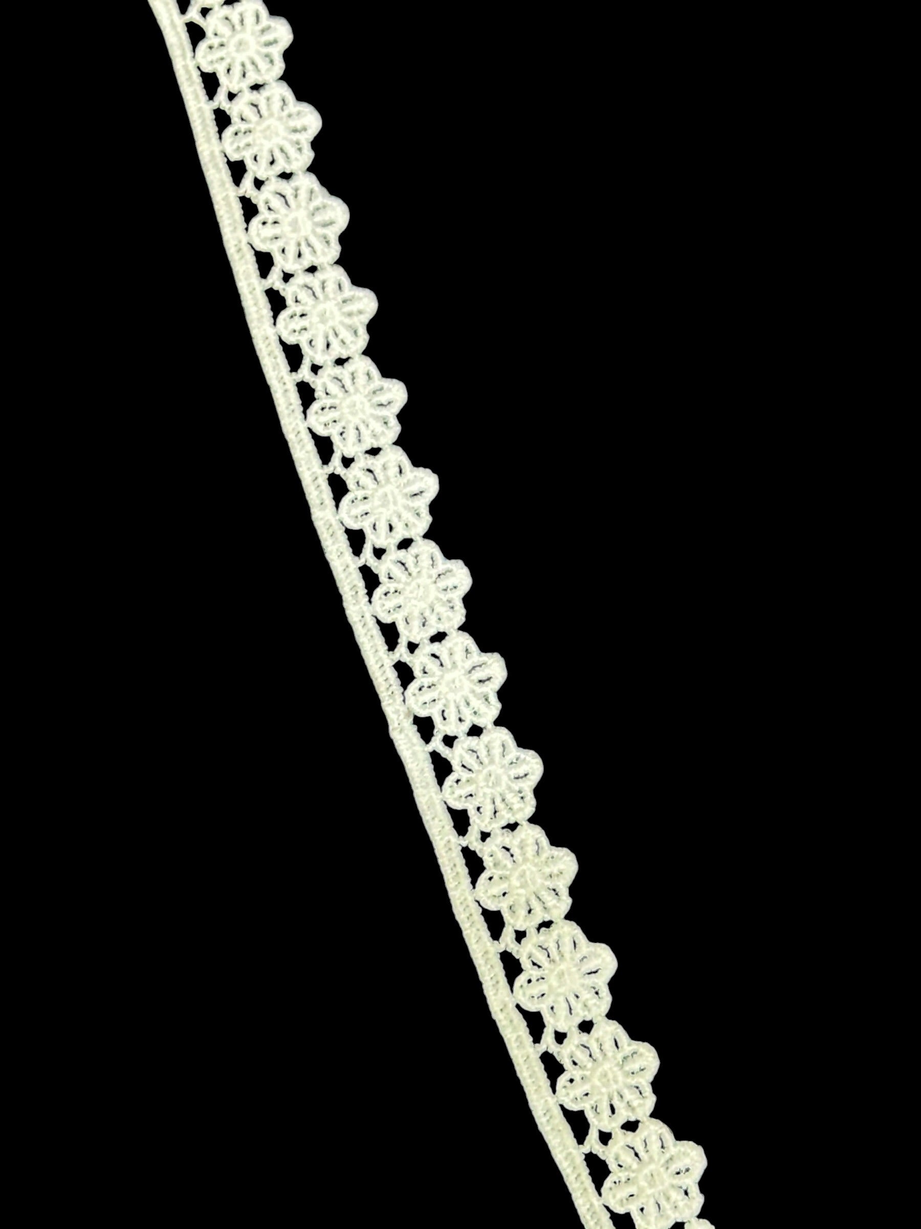 Milky Lace / Dupatta Size - ( L314 )