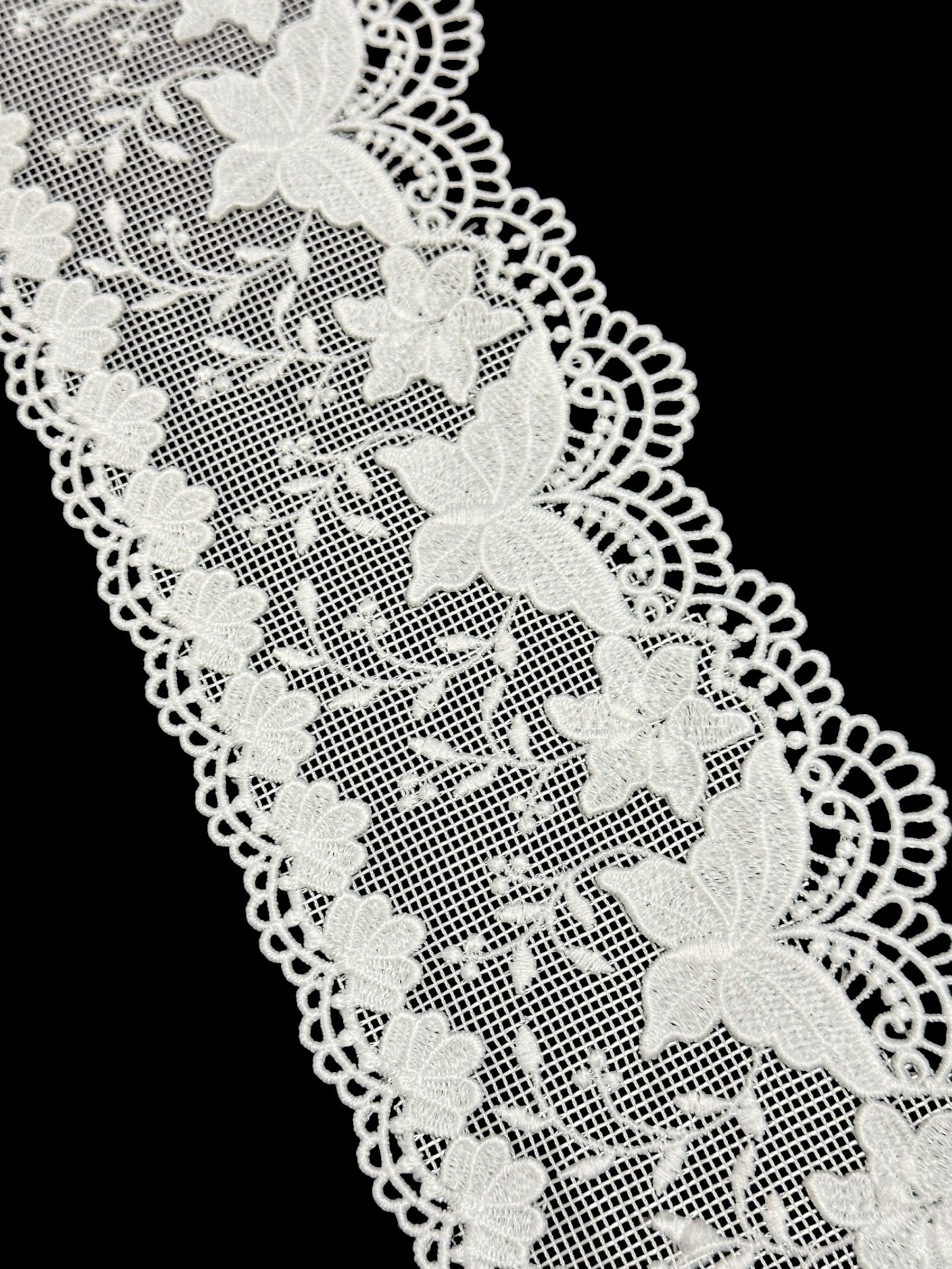 🌿Designer Milky Net Border Lace – Elegant Floral Pattern ( L372 )