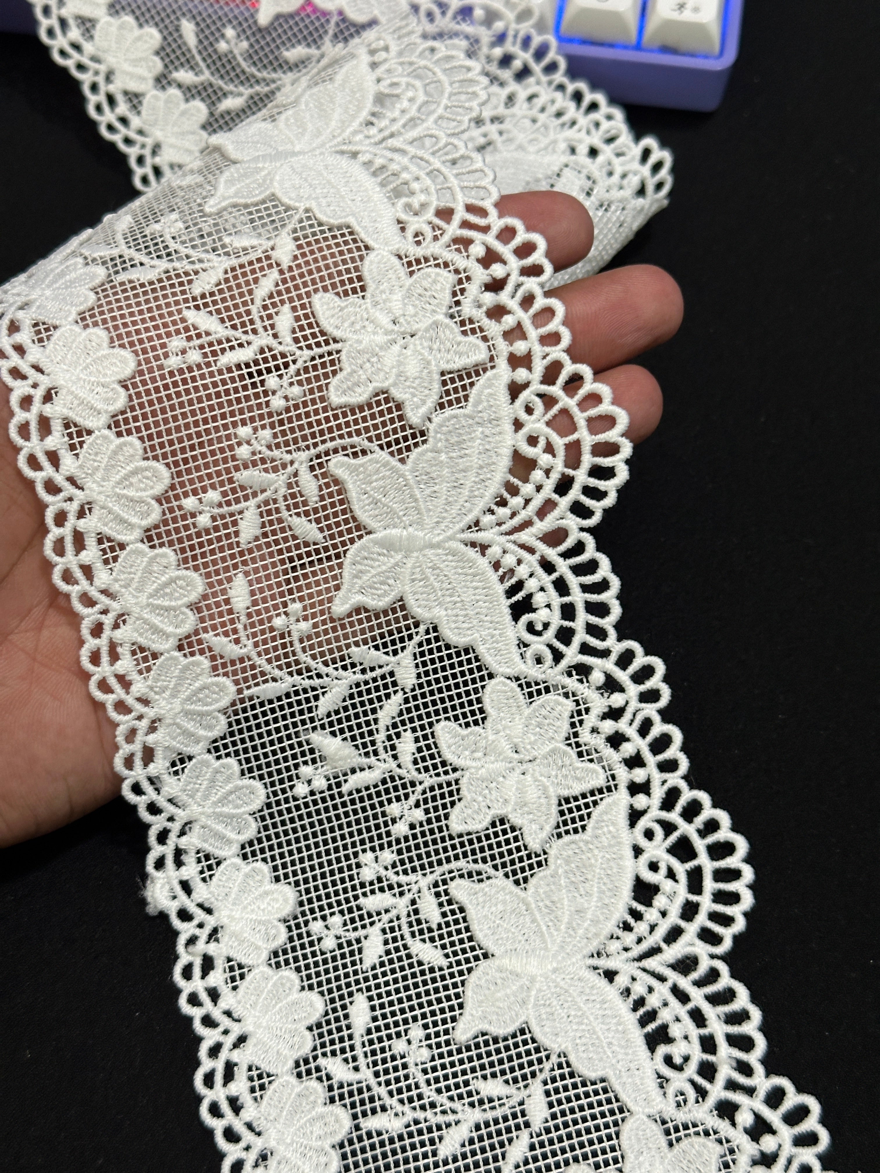 🌿Designer Milky Net Border Lace – Elegant Floral Pattern ( L372 )