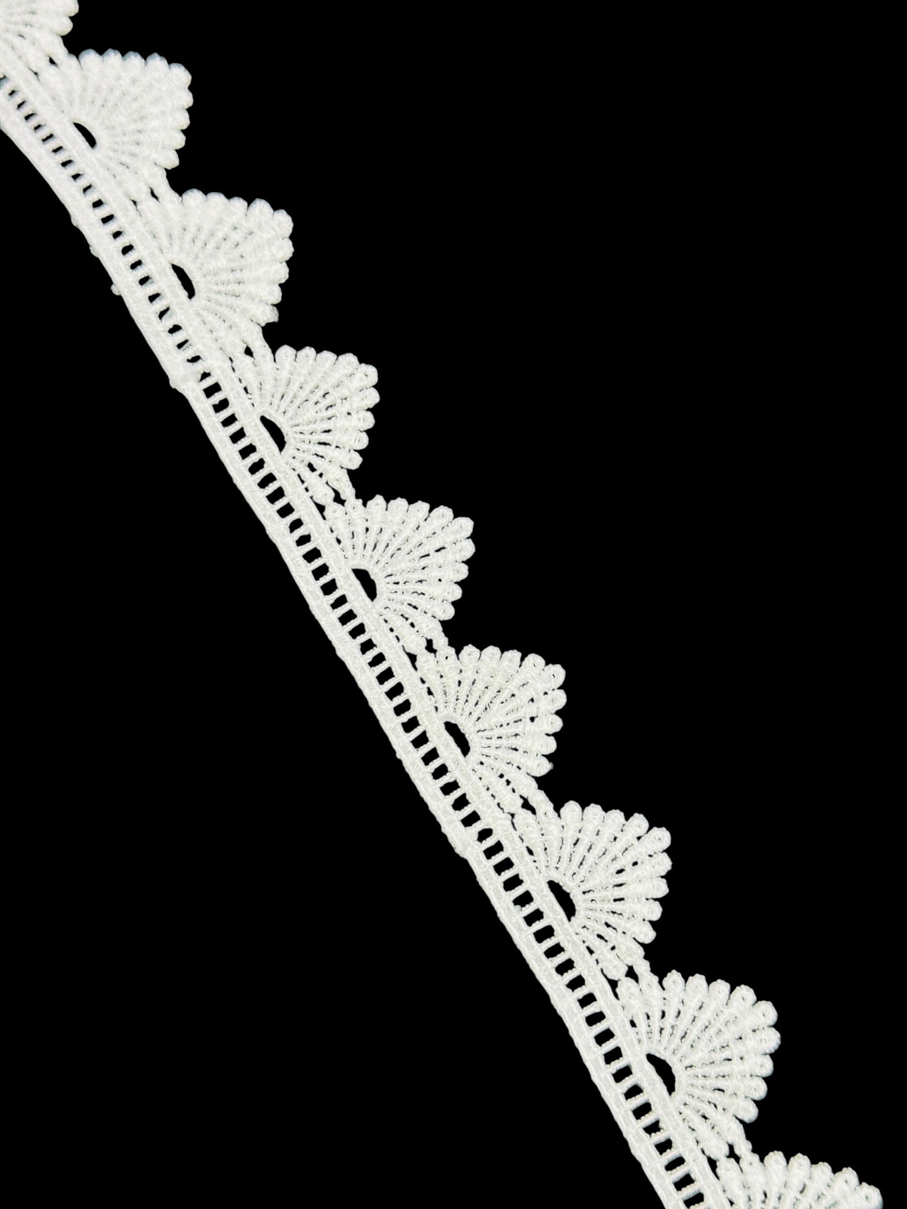 Milky Lace / Dupatta Size - ( L344 )