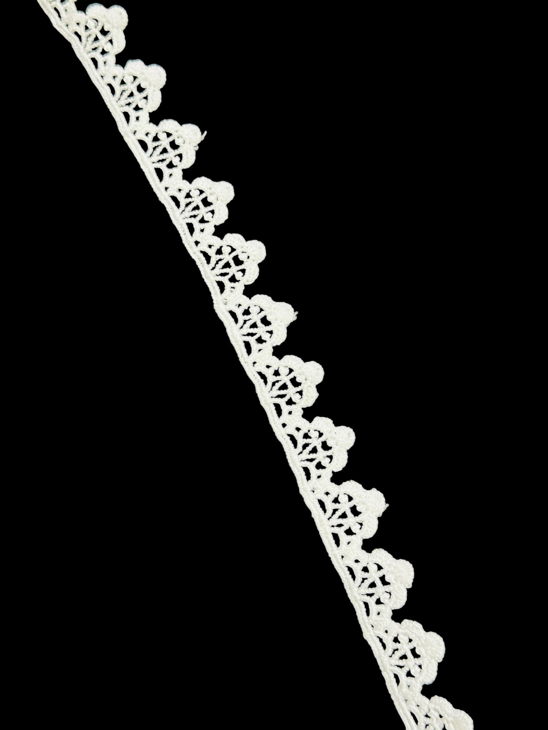 Milky Lace / Dupatta Size - ( L346 )