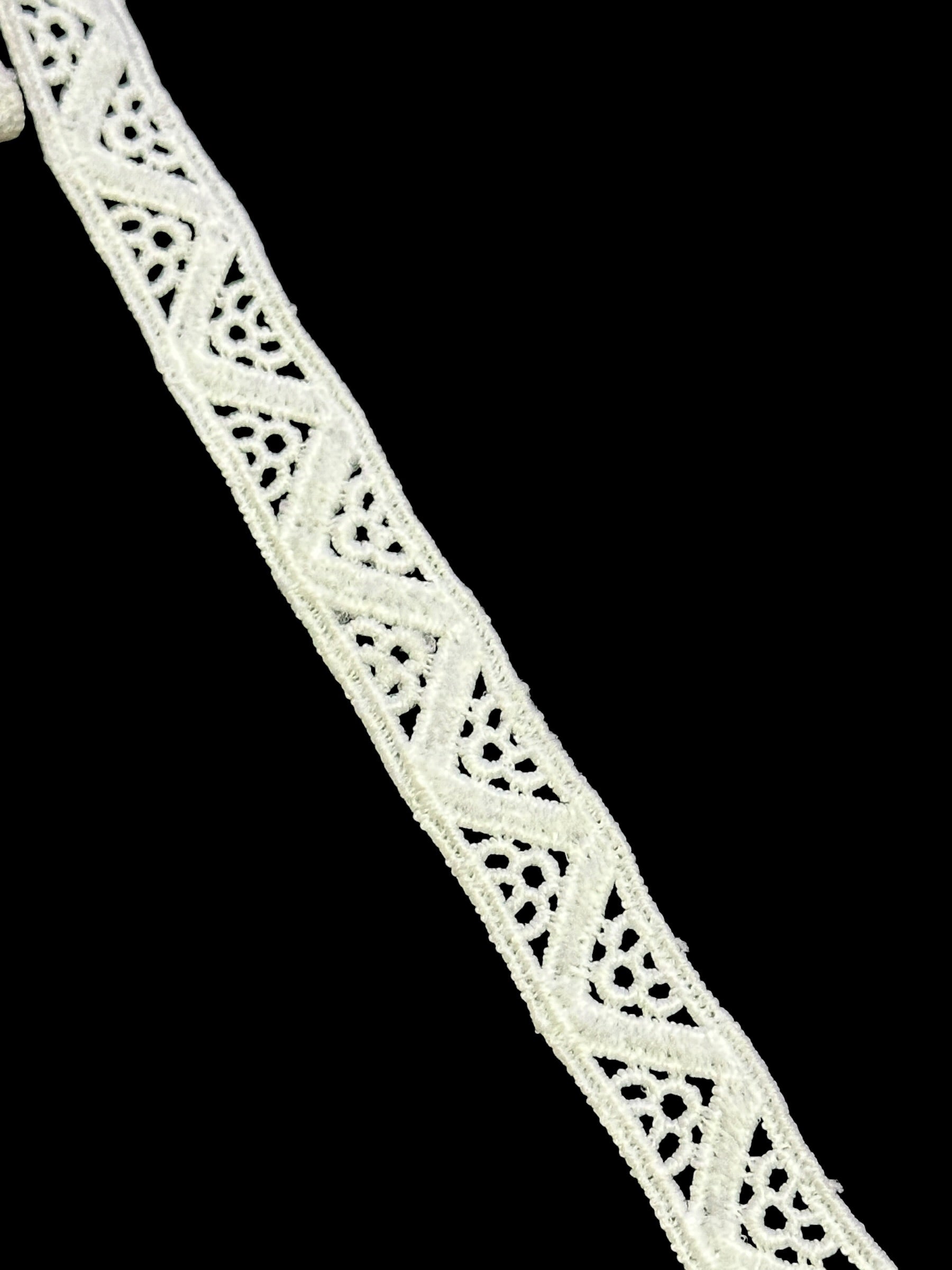 🌿 Milky Border Lace Feeta / Filling –  ( L384 )
