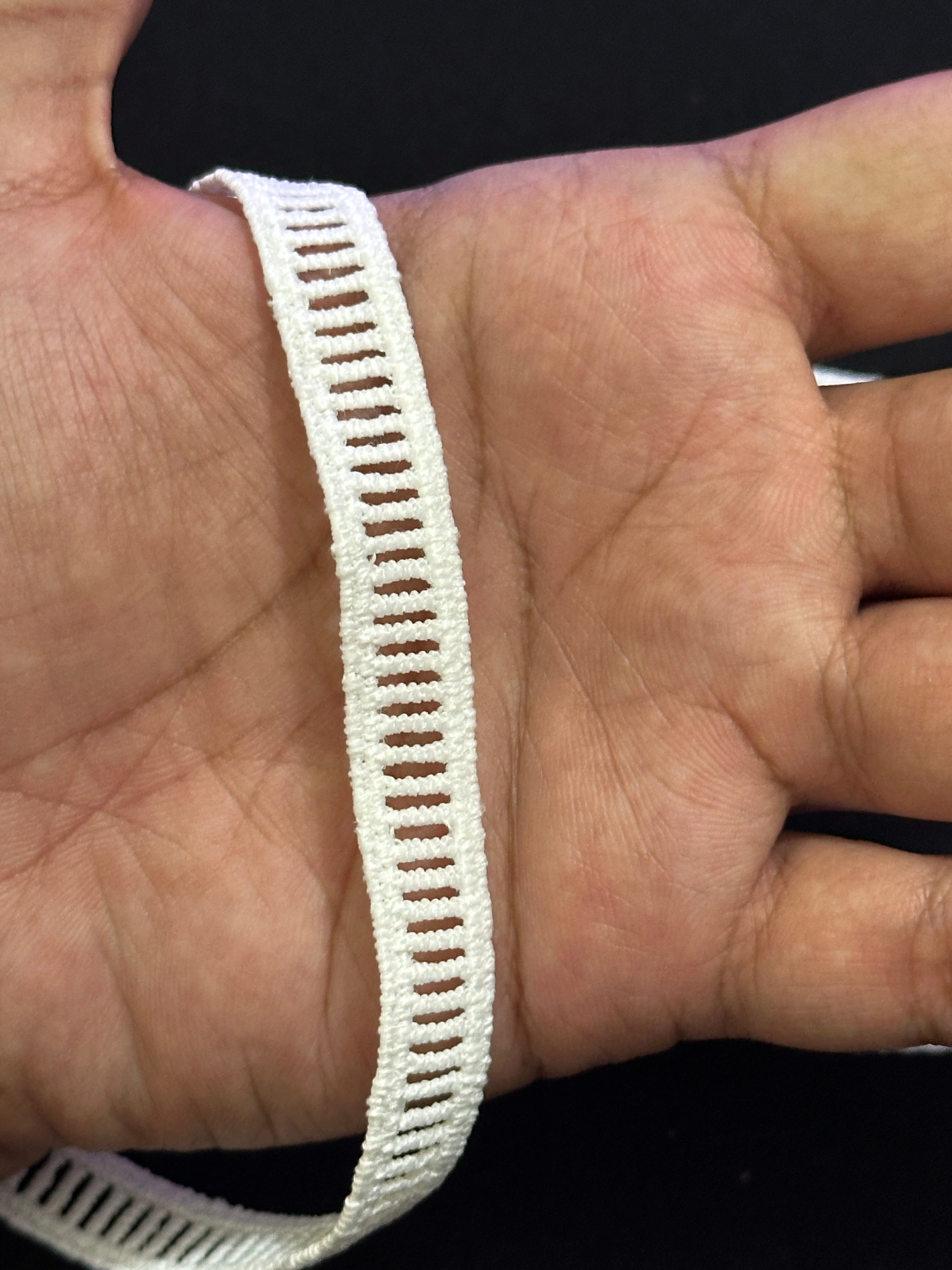 🌿 Milky Border Lace Feeta / Filling –  ( L383 )