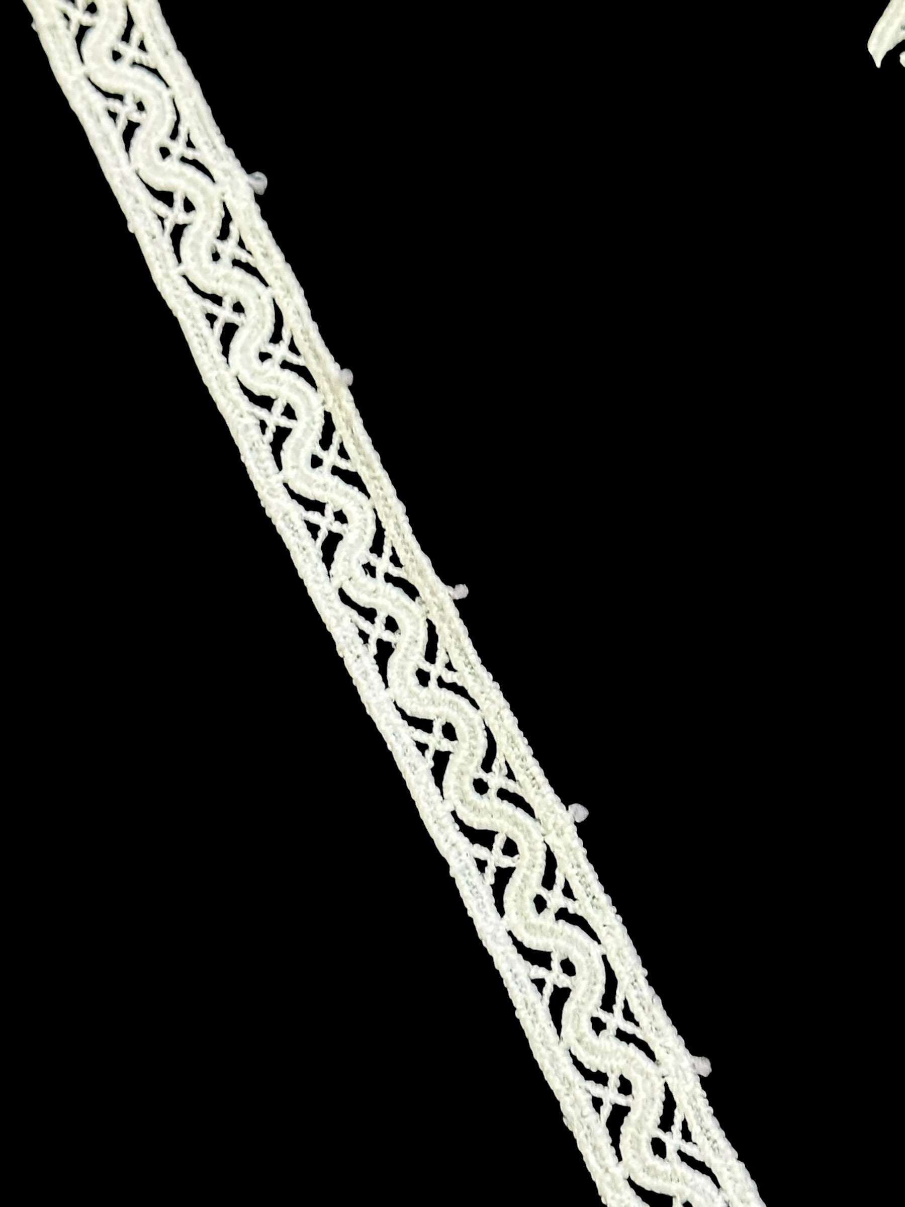 🌿 Milky Border Lace Feeta / Filling –  ( L380 )