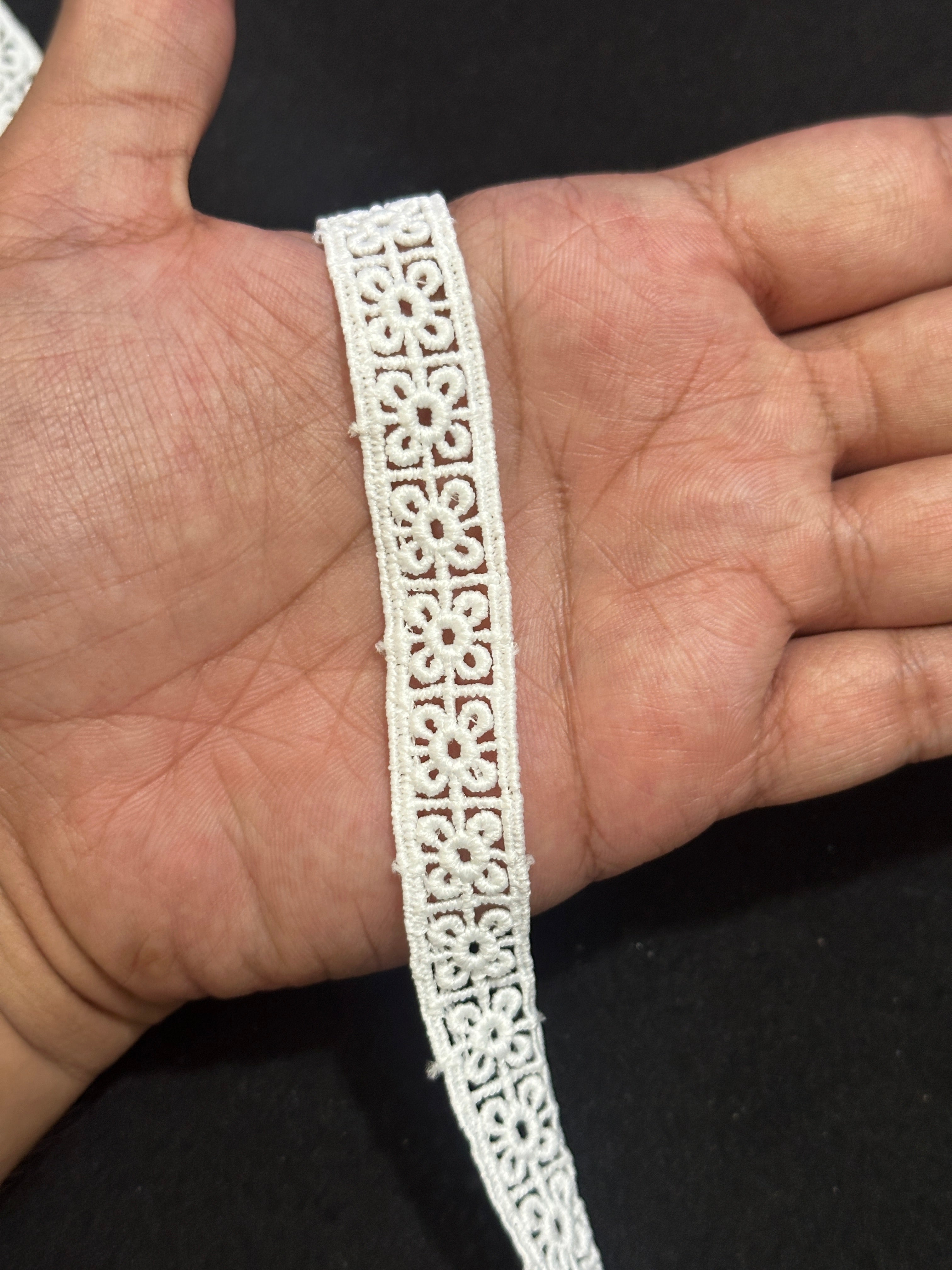 🌿 Milky Border Lace Feeta / Filling –  ( L422 )