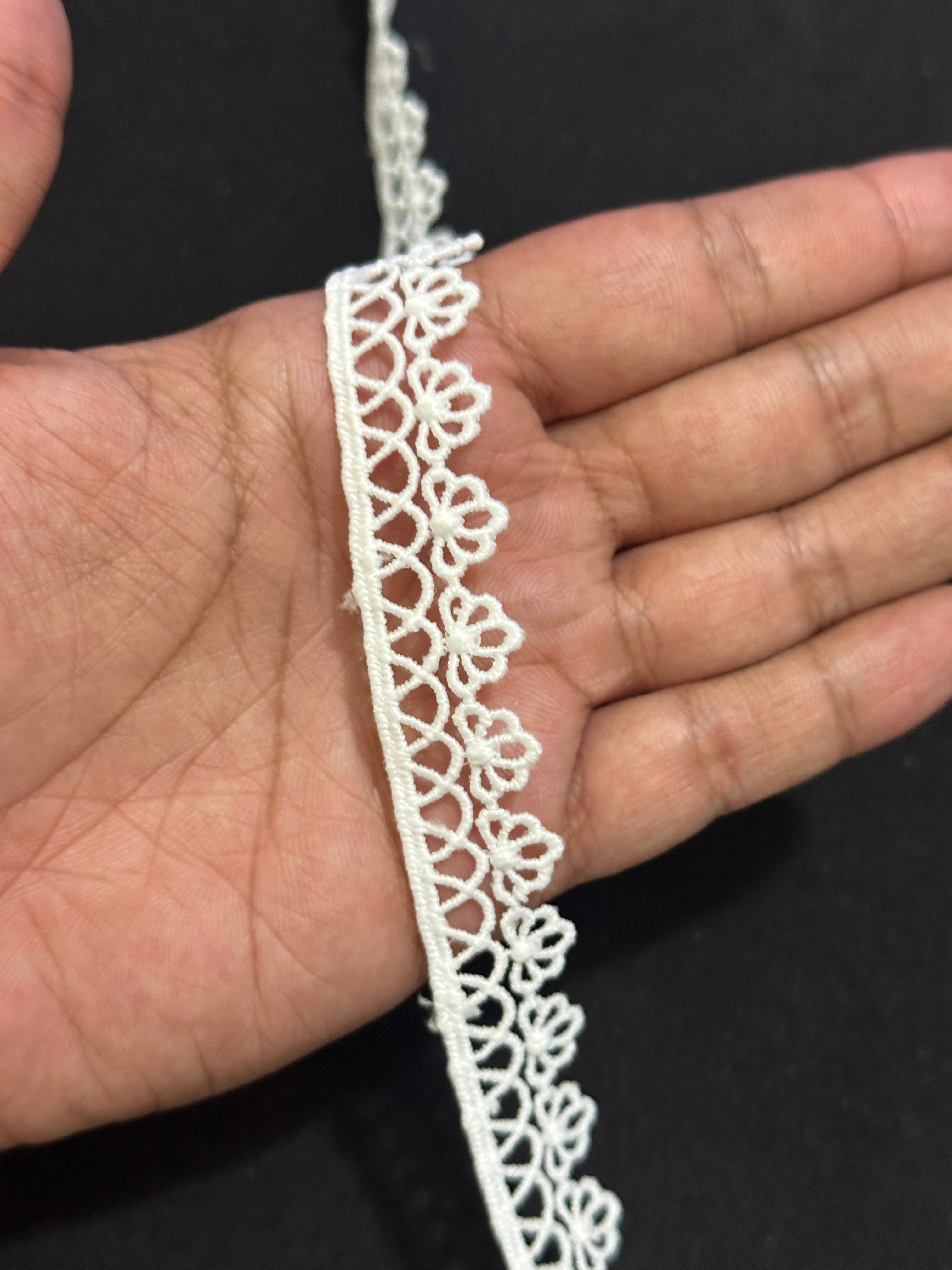 🌿Milky Lace / Dupatta Size - ( L428 )