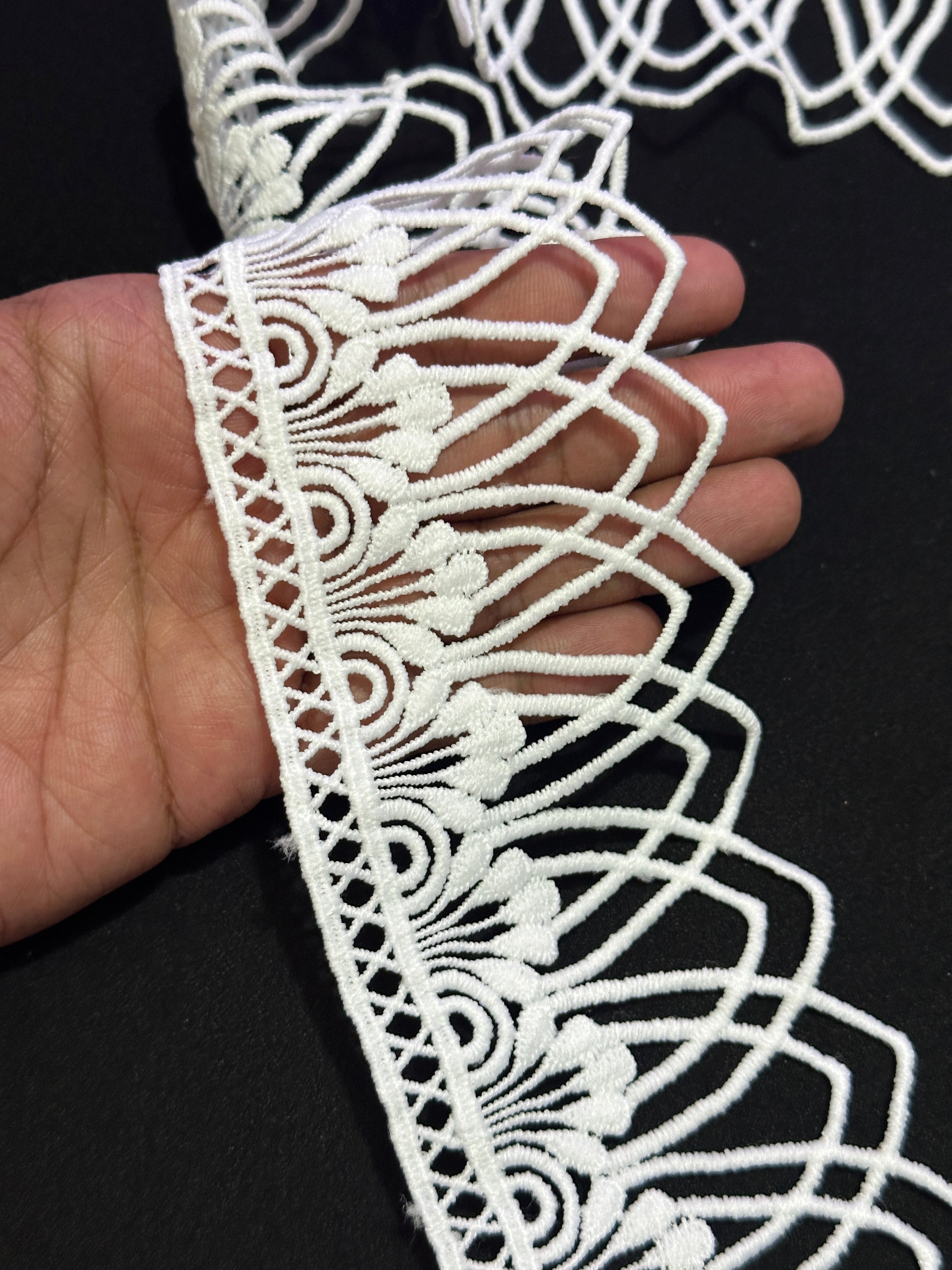 🌿 Milky Lace - ( L403 )