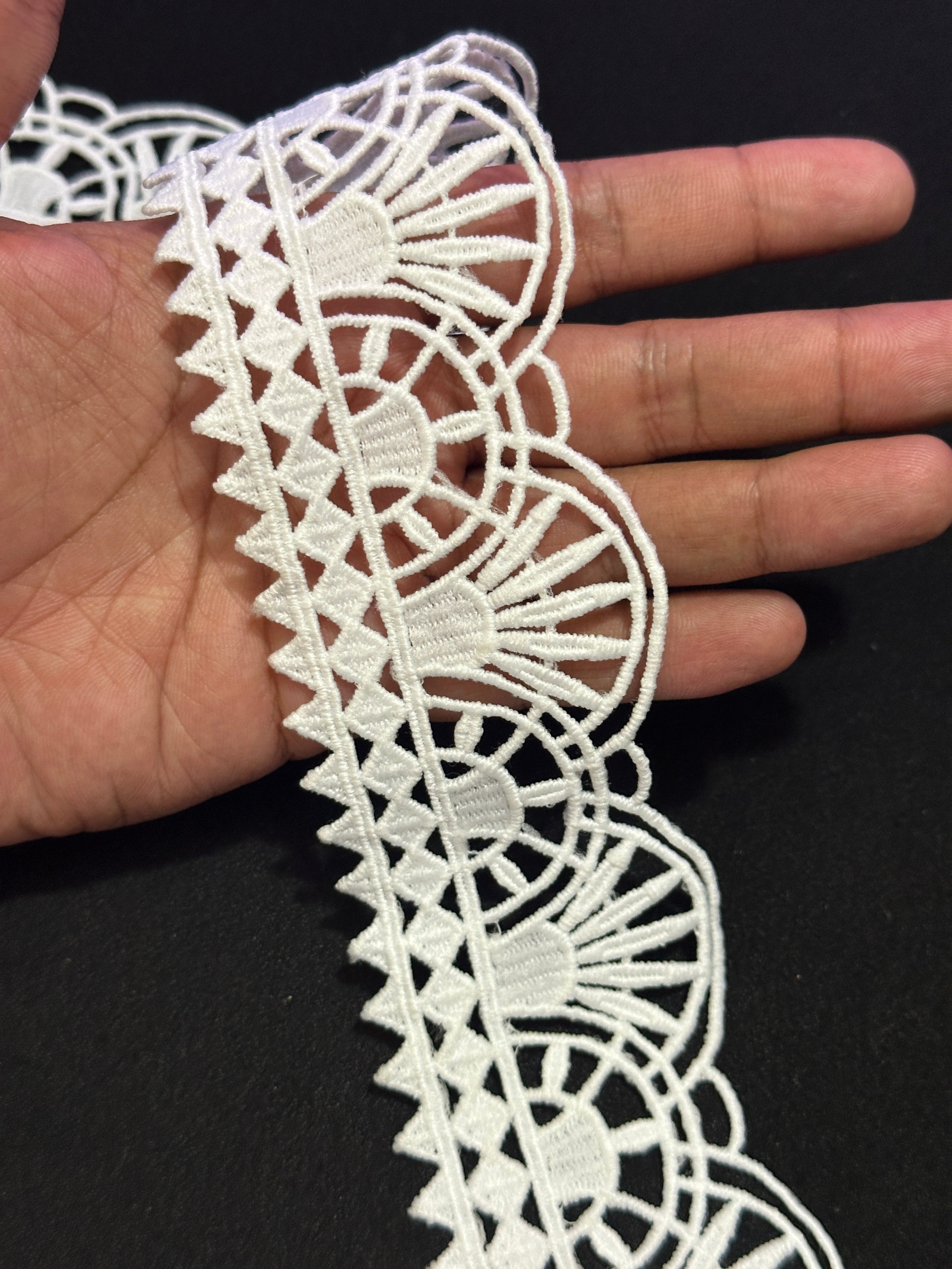 🌿 Milky Lace - ( L402 )