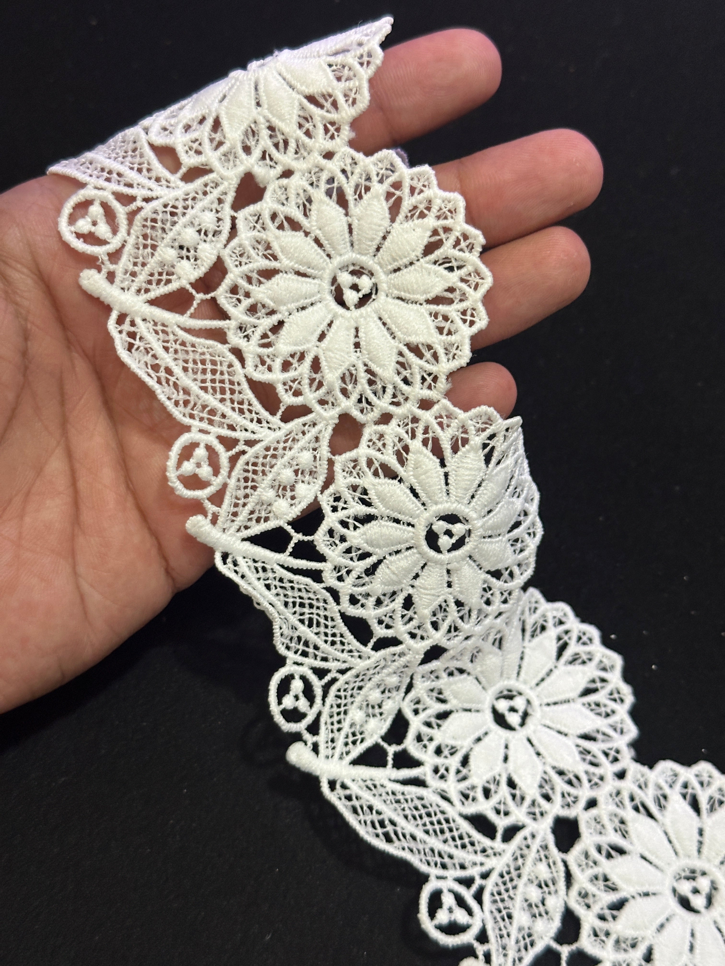 🌿 Designer 3D Milky Lace - ( L409 )