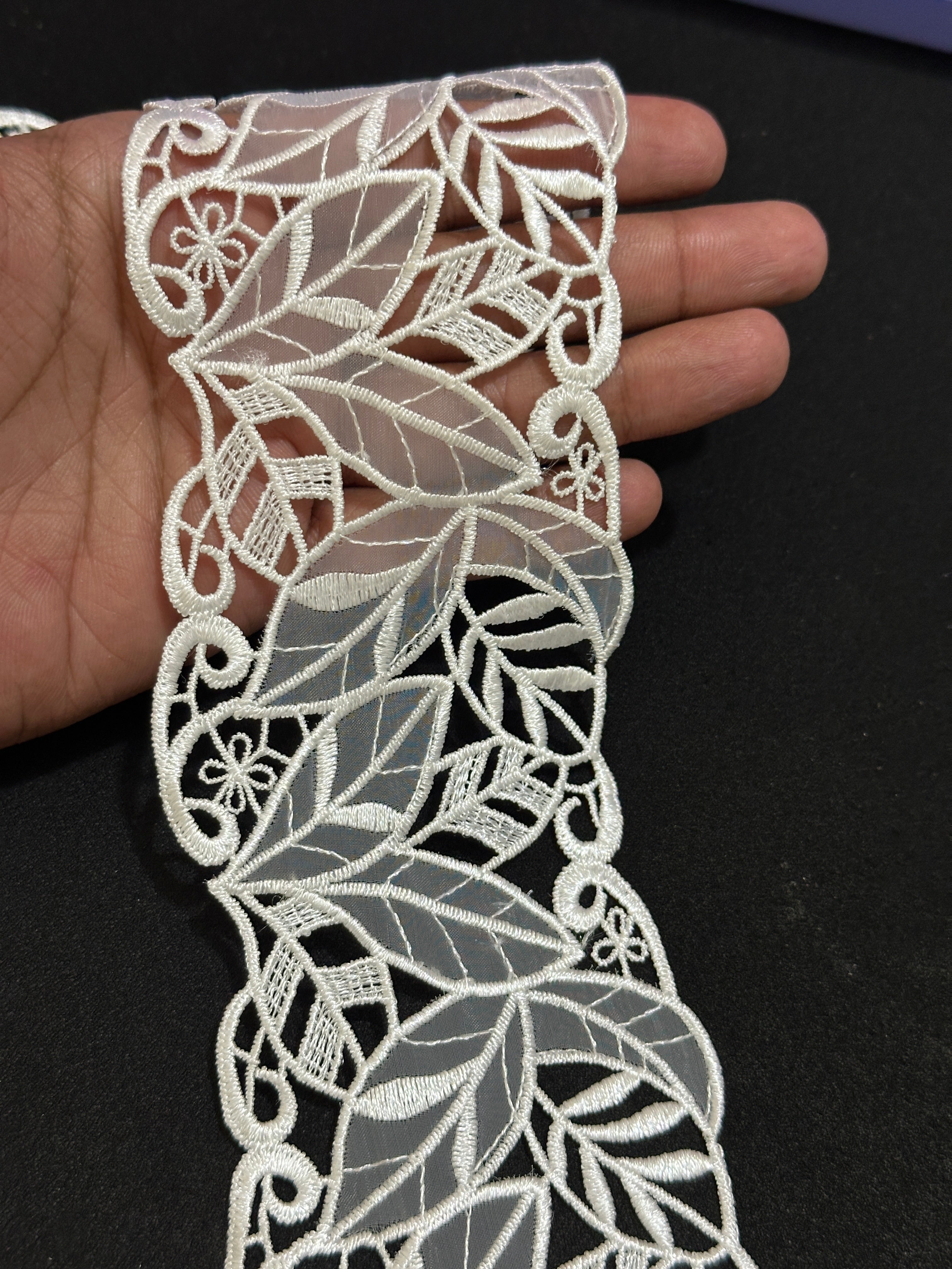 🌿Designer  Border Lace – Elegant Floral Pattern ( L464 )