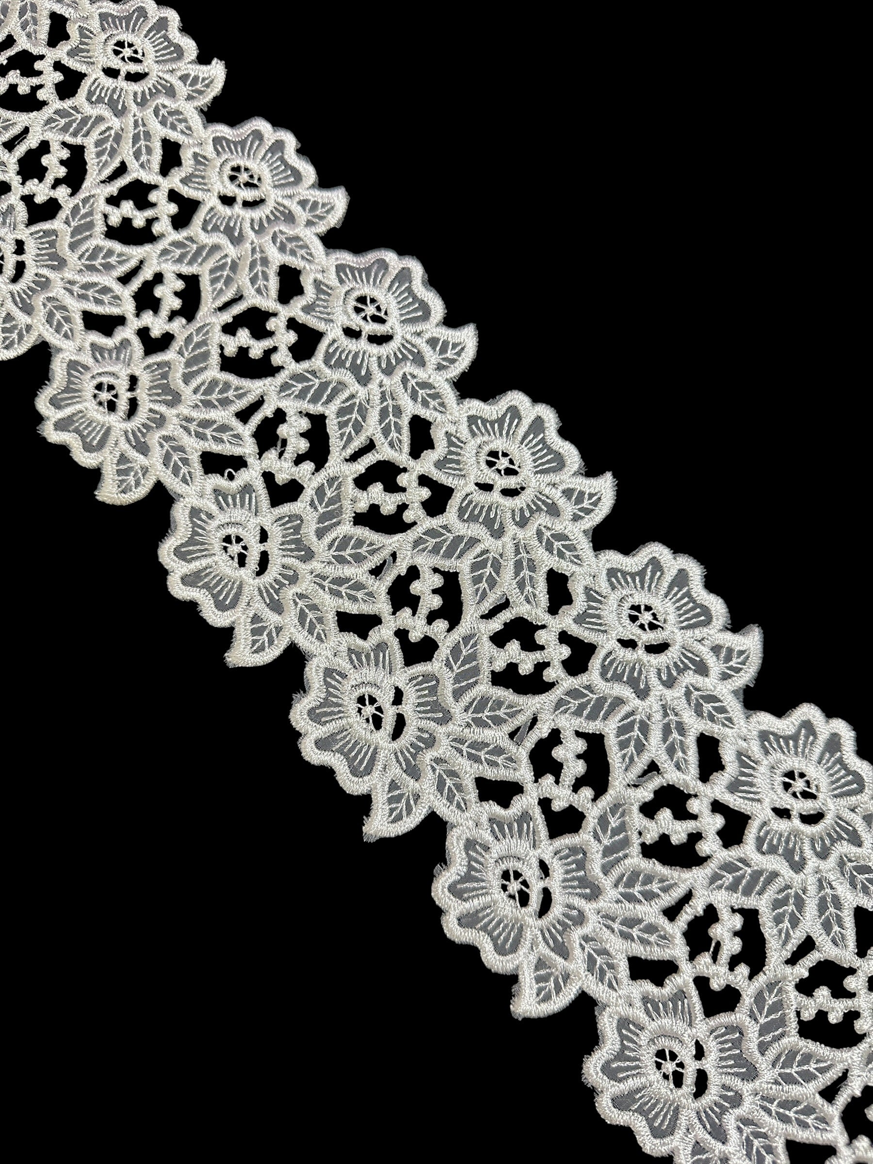 🌿Designer Border Lace – Elegant Floral Pattern ( L461 )