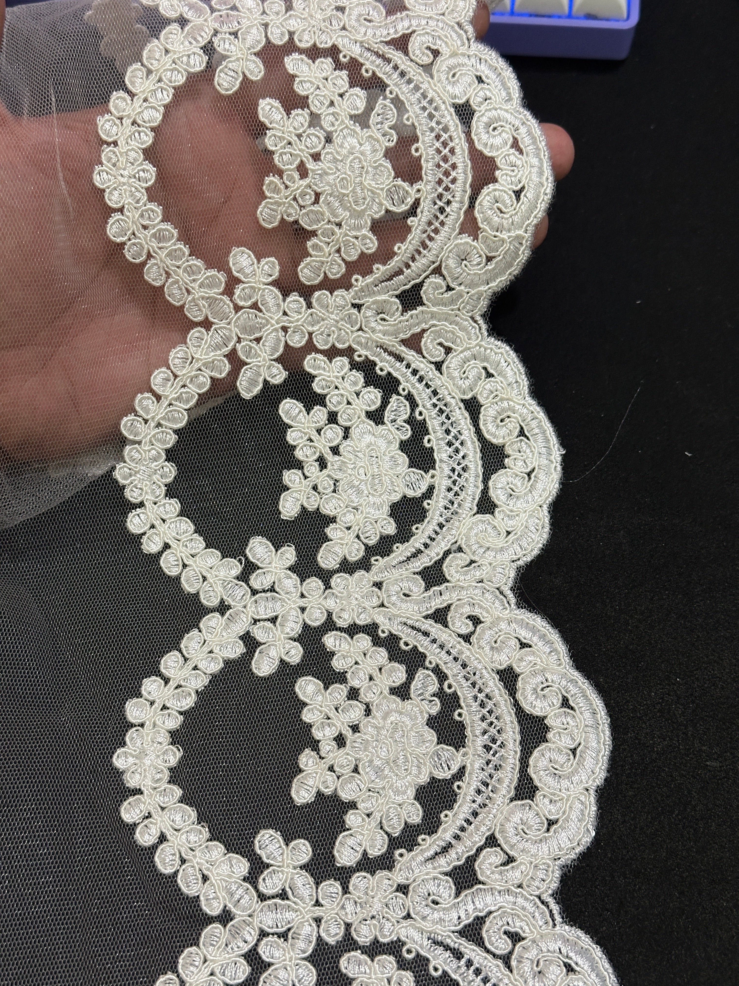 🌿Designer  Border Lace – Elegant Floral Pattern ( L454 )