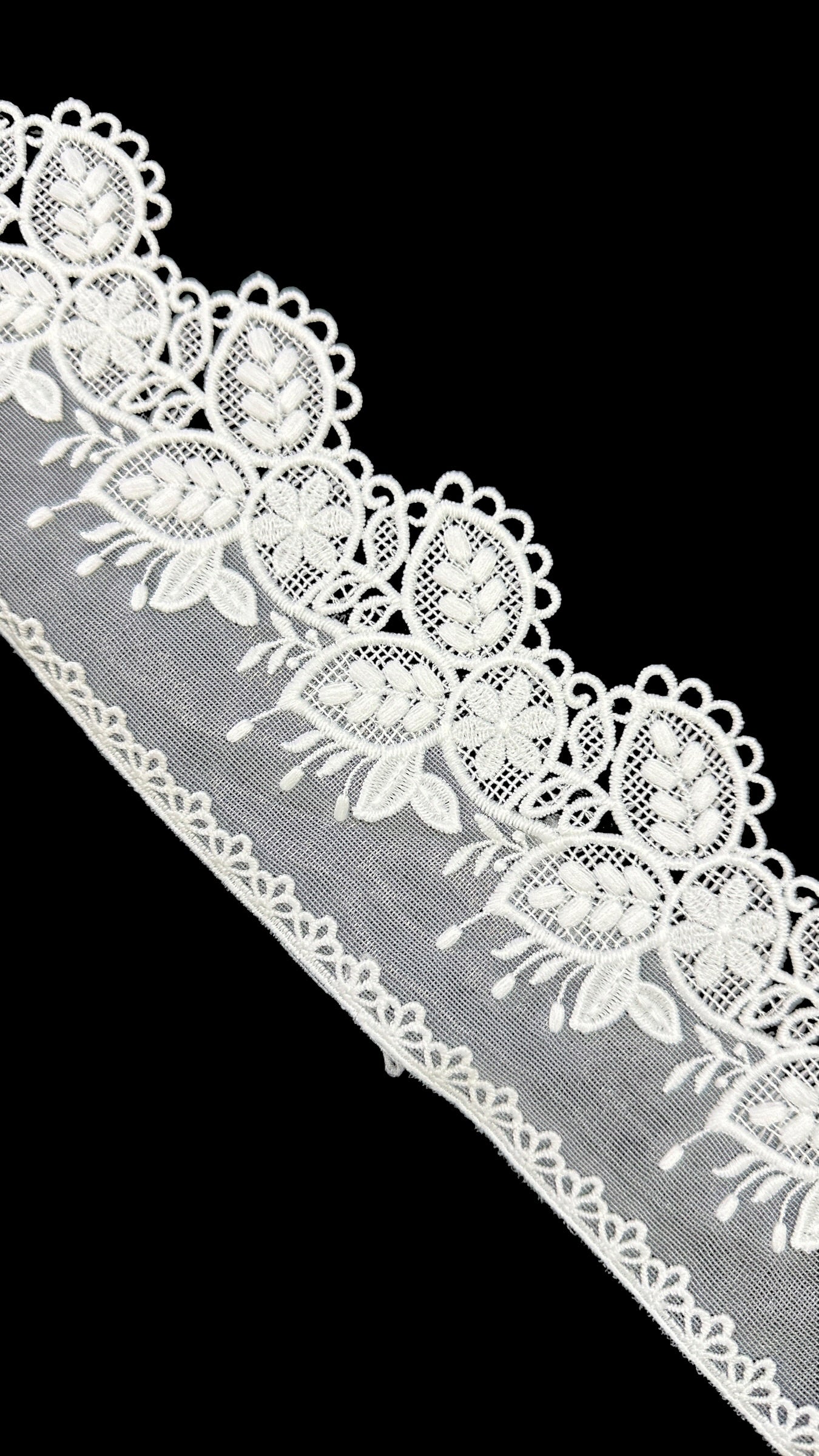 🌿Designer Milky Net Border Lace – Elegant Floral Pattern ( L518 )