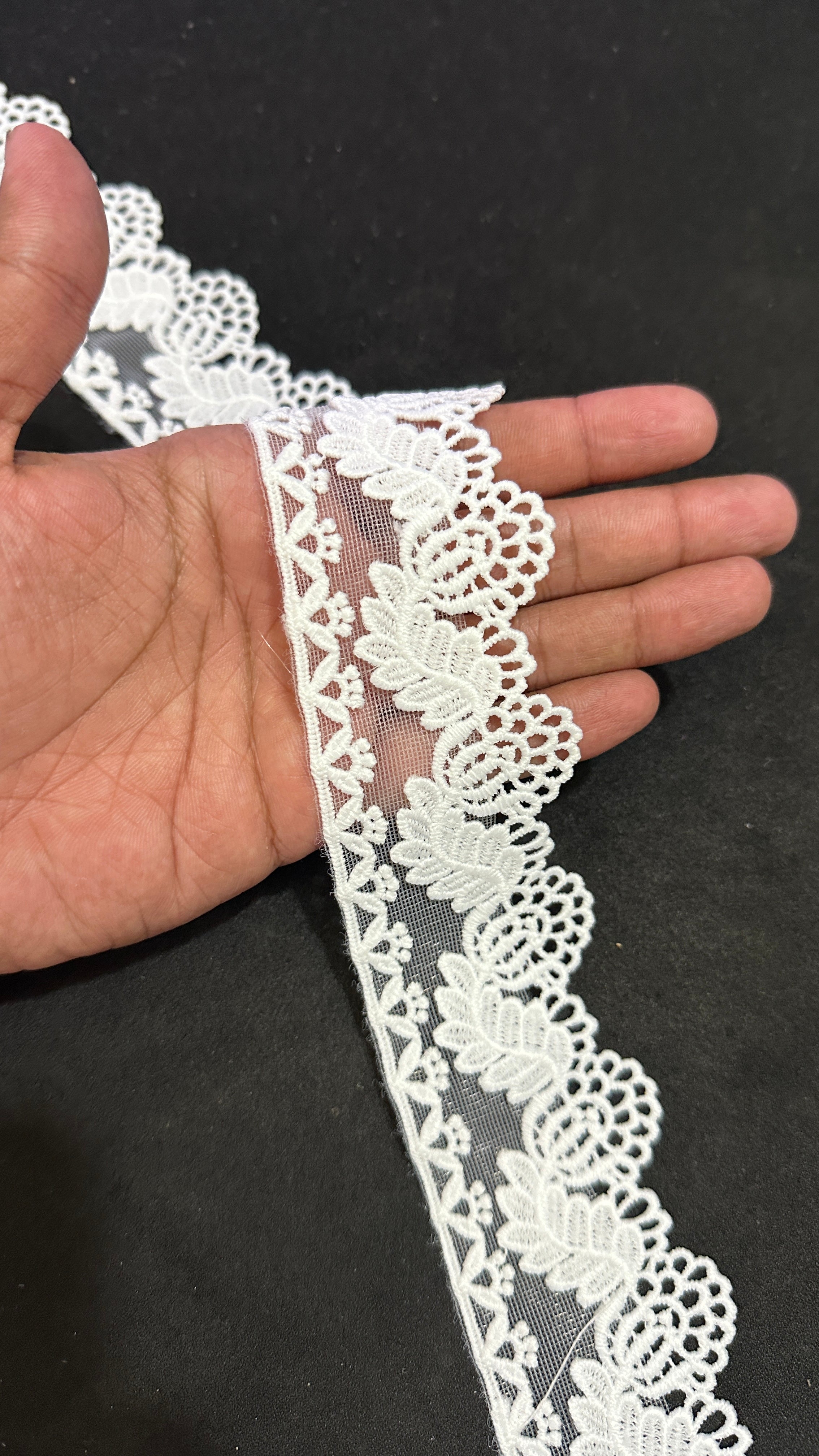 🌿Designer Milky Net Border Lace – Elegant Floral Pattern ( L523 )