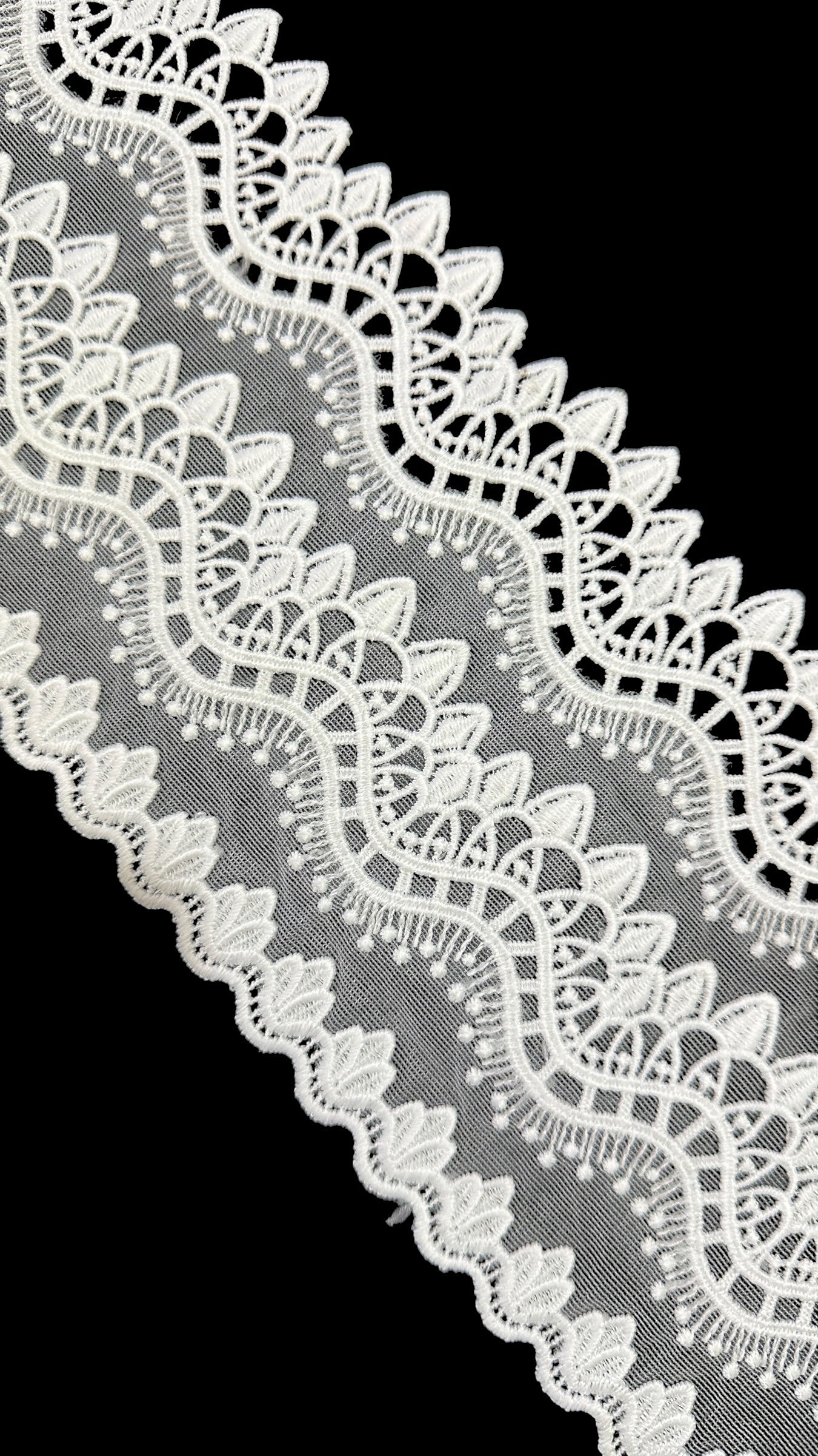 🌿Designer Milky Net Border Lace – Elegant Floral Pattern ( L525 )