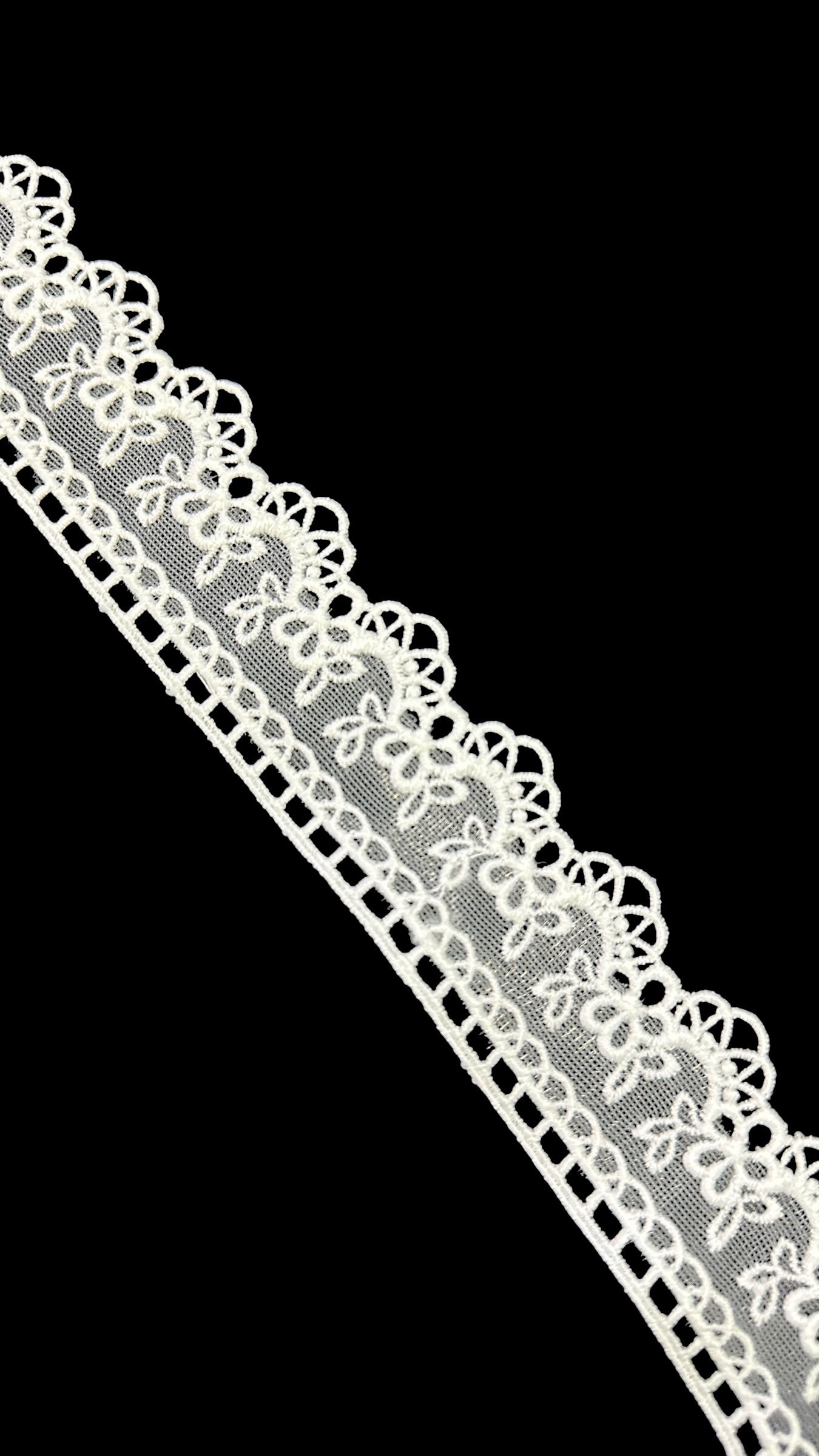 🌿Designer Milky Net Border Lace – Elegant Floral Pattern ( L527 )
