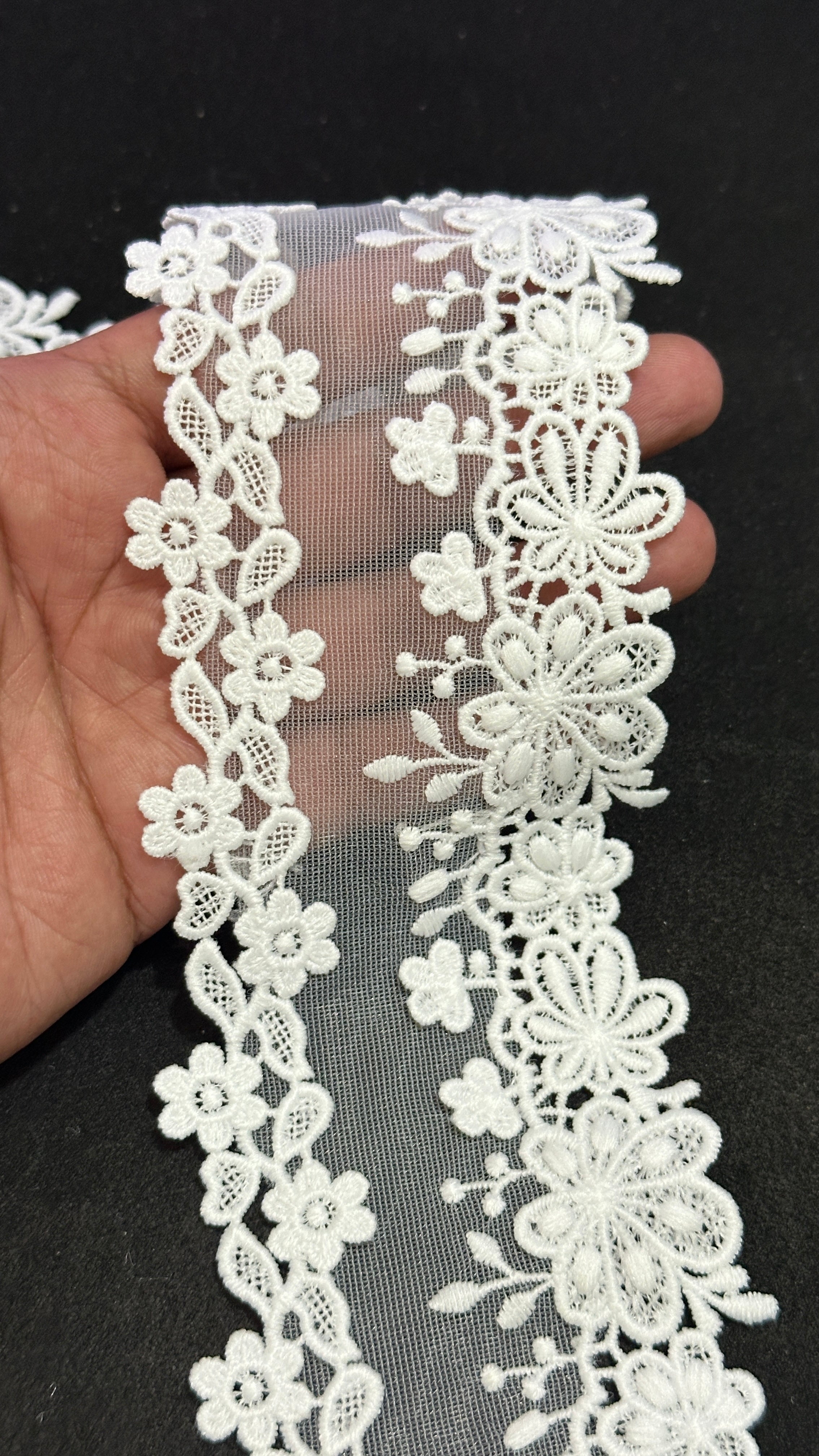 🌿Designer Milky Net Border Lace – Elegant Floral Pattern ( L536 )