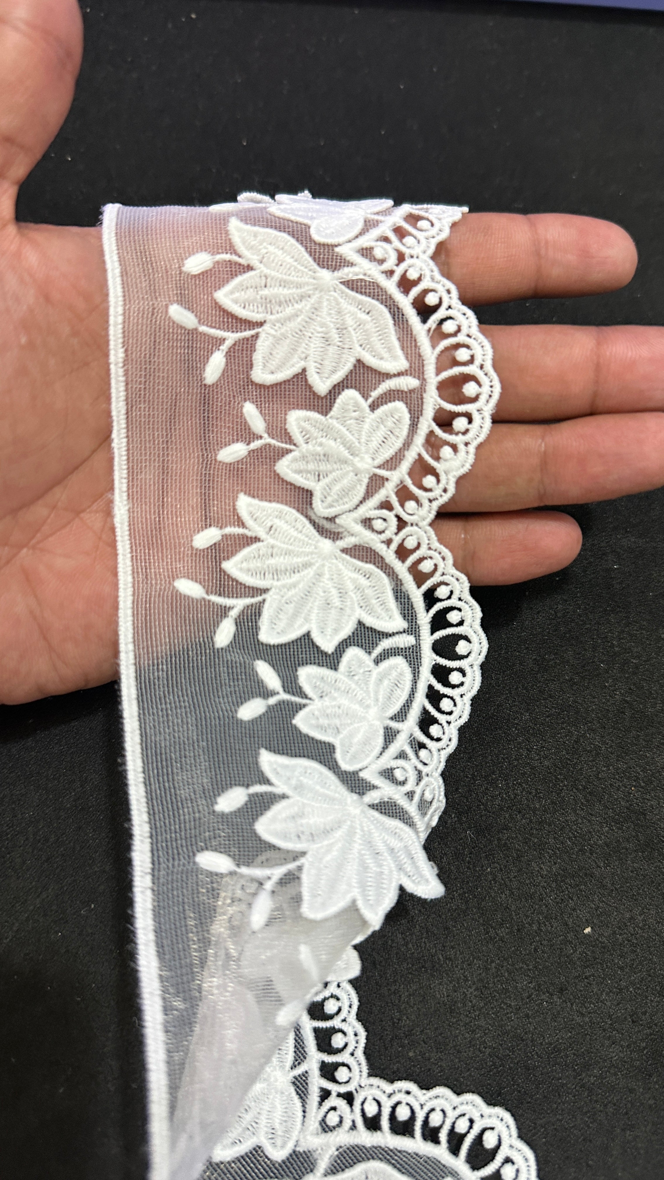 🌿Designer Milky Net Border Lace – Elegant Floral Pattern ( L537 )