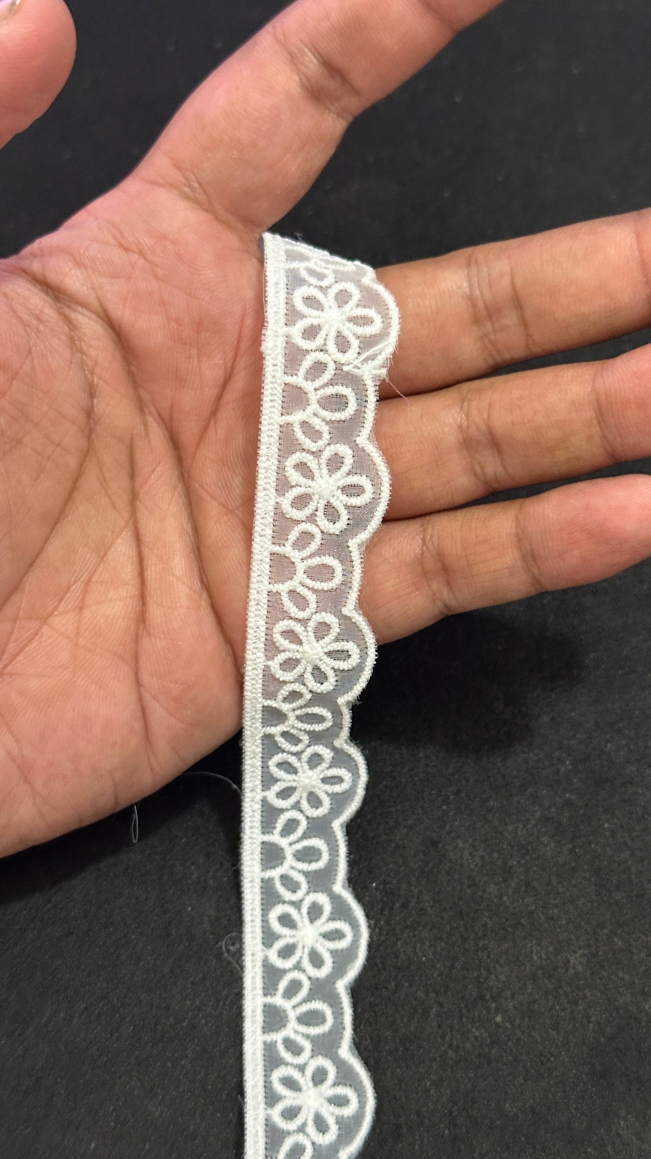 🌿Milky Lace / Dupatta Size - ( L512 )