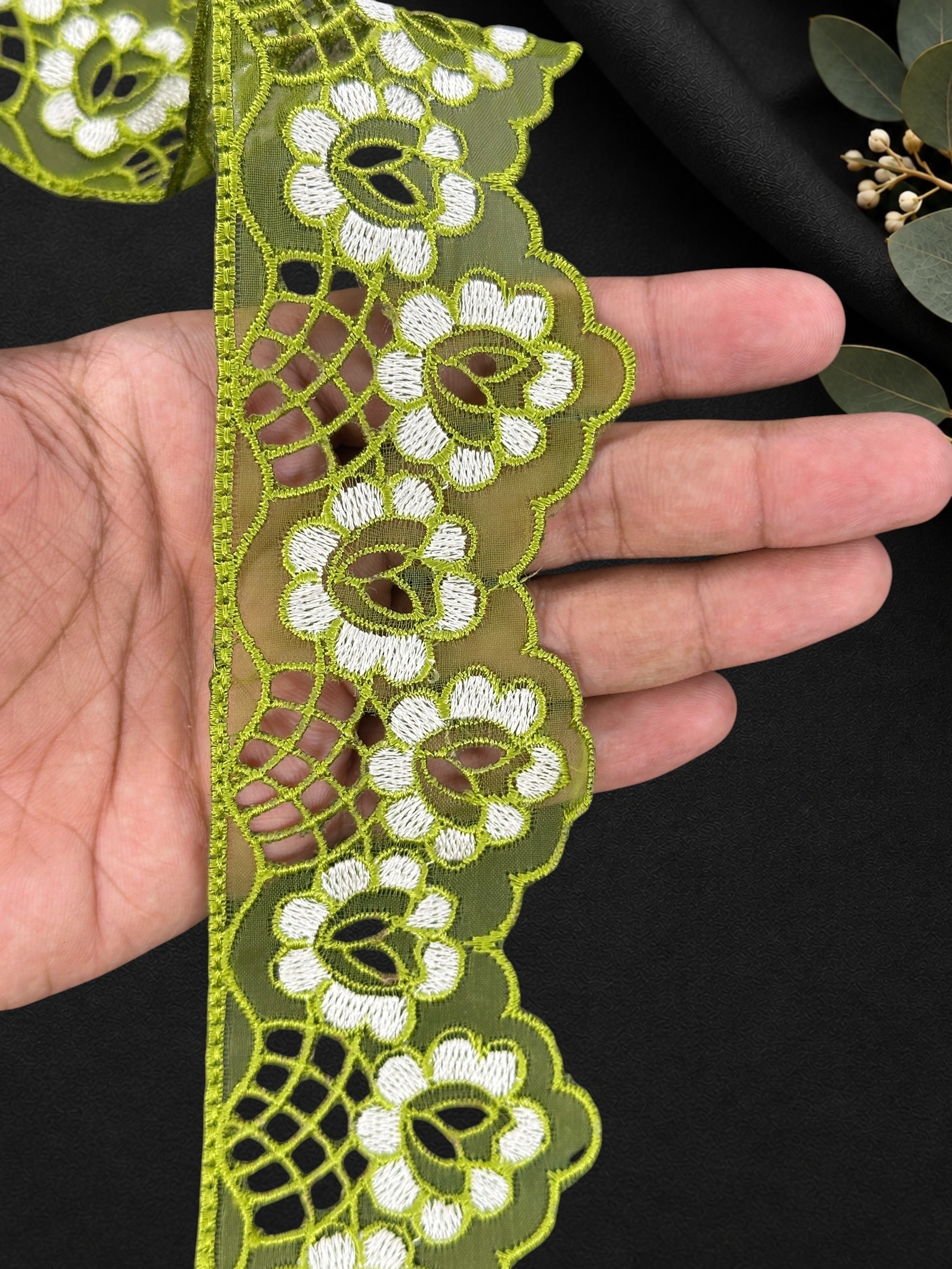 Organza Border - FL-019