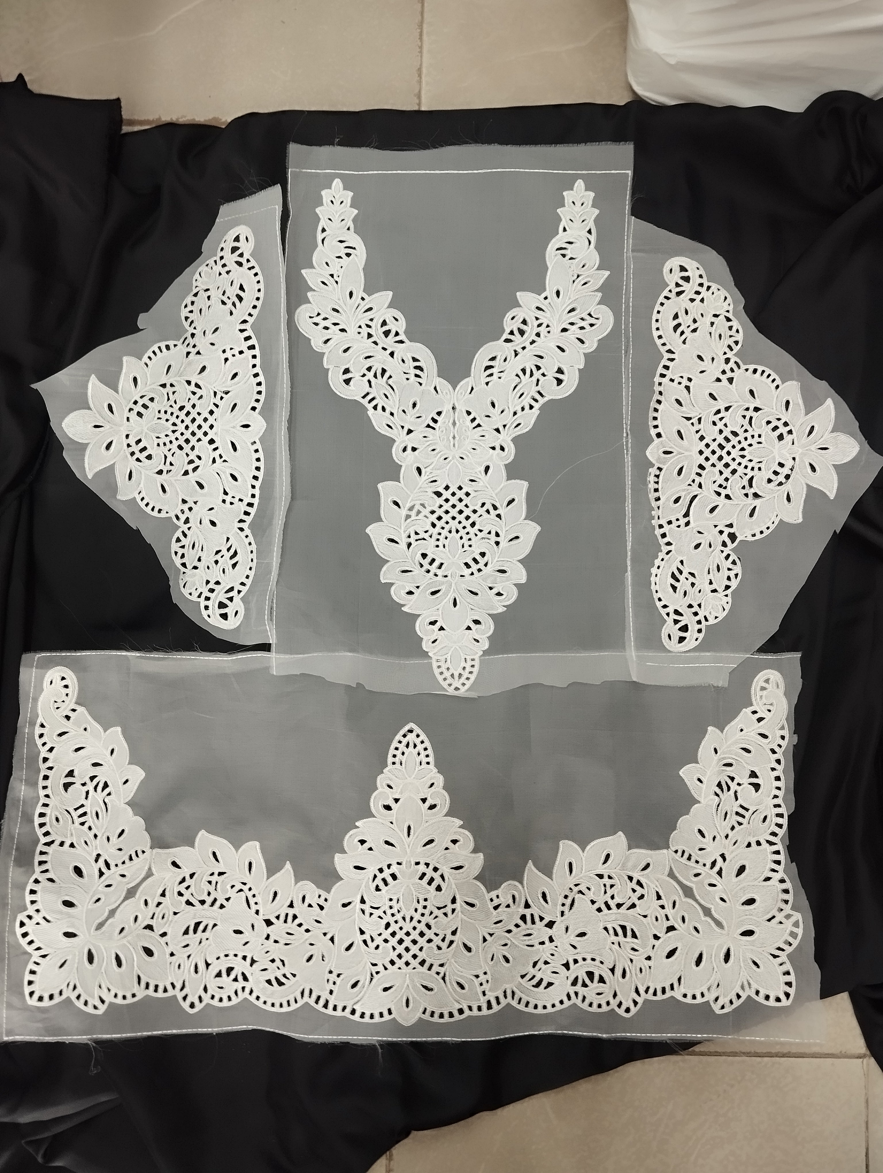 🎀 3D Designer Neckline Daman & 2 corners - ( N006 )